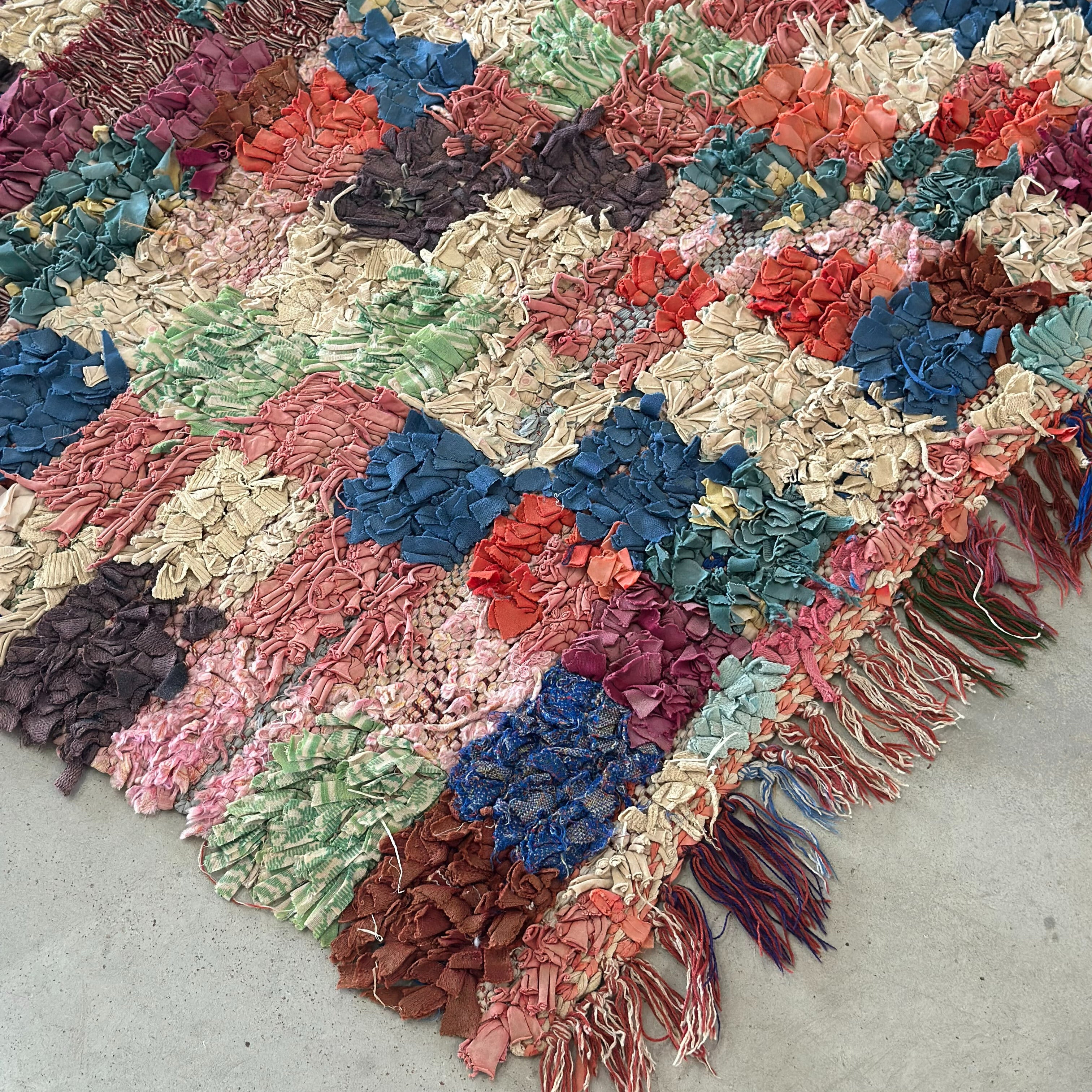 Boucherouite tæppe 104 x 255 cm.