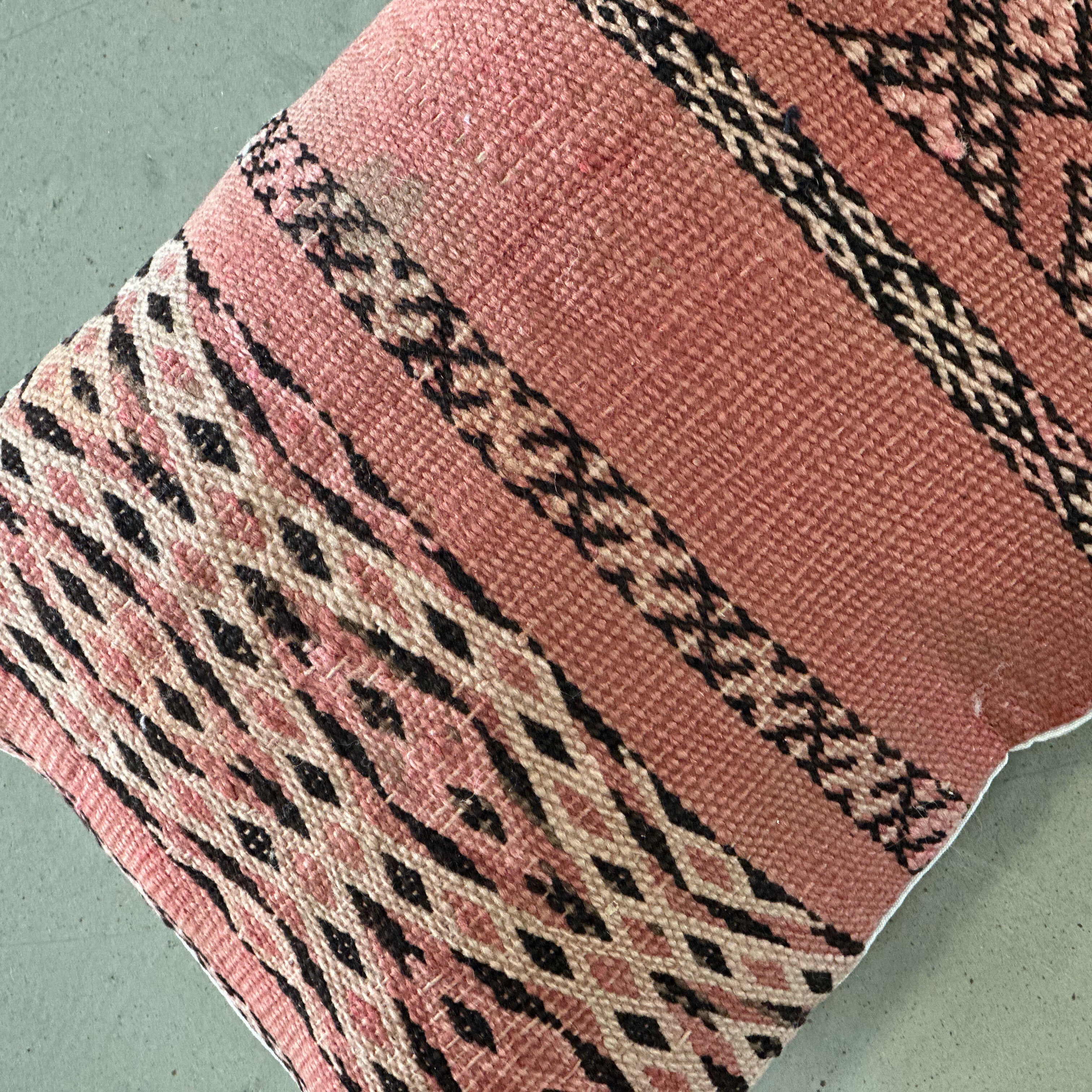 Vintage kelim putetrekk 33 x 42 cm.