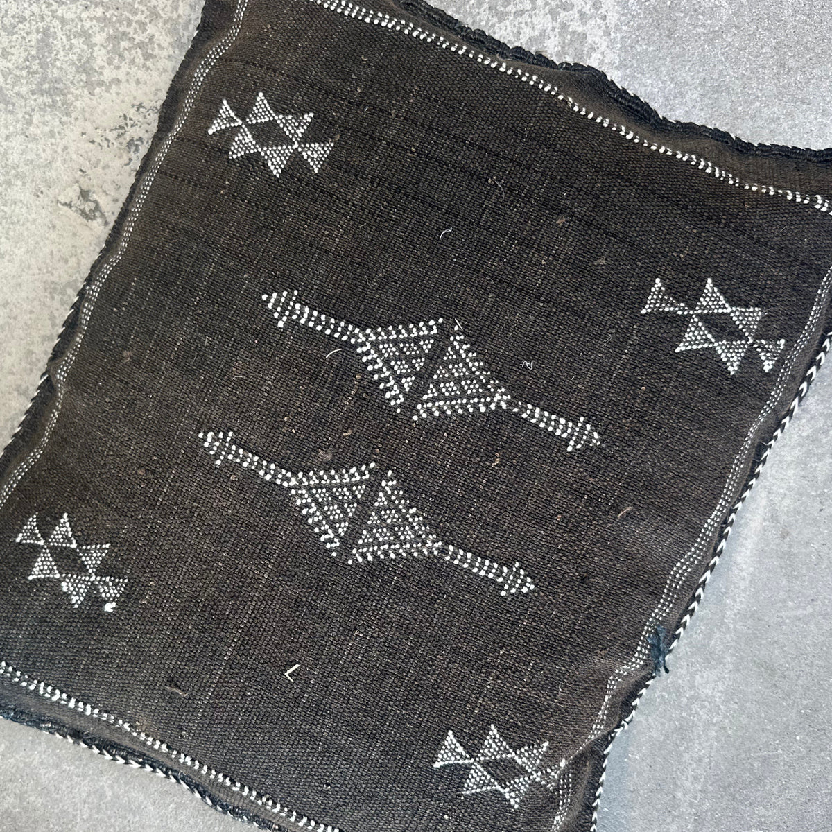 Putetrekk i kaktussilke - størrelse 45 x 45 cm.