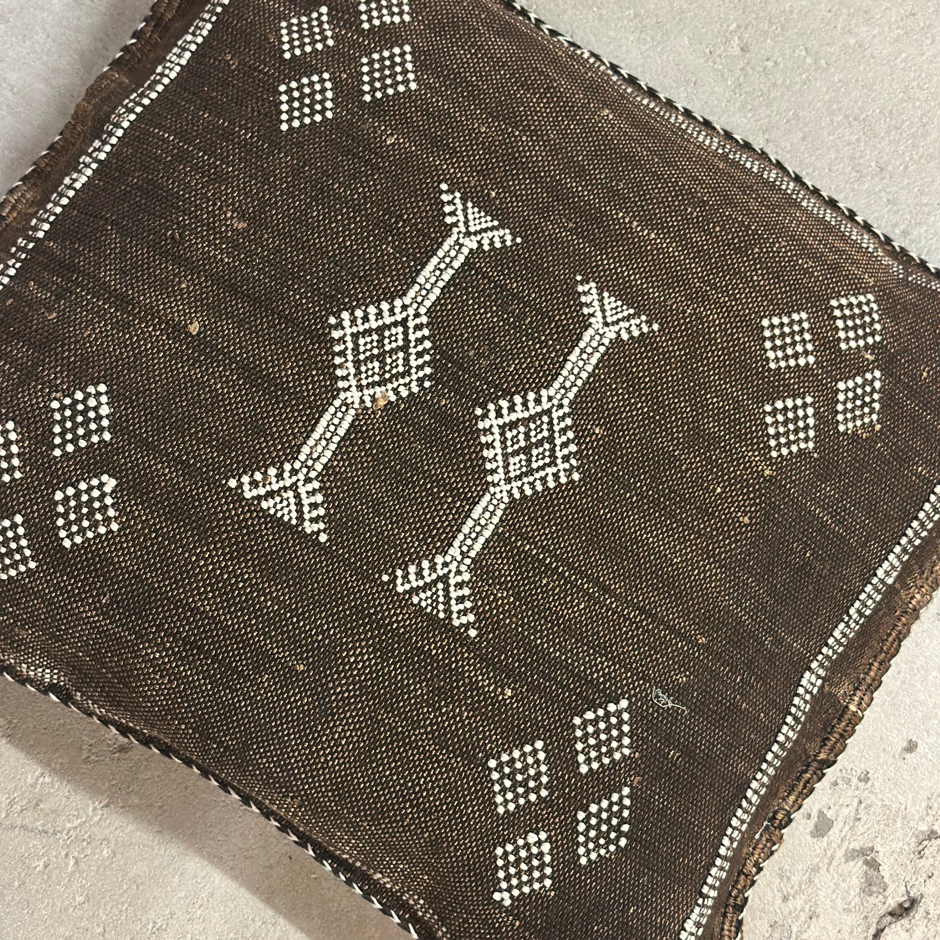 Pudebetræk i kaktussilke - størrelse ca. 45 x 45 cm.