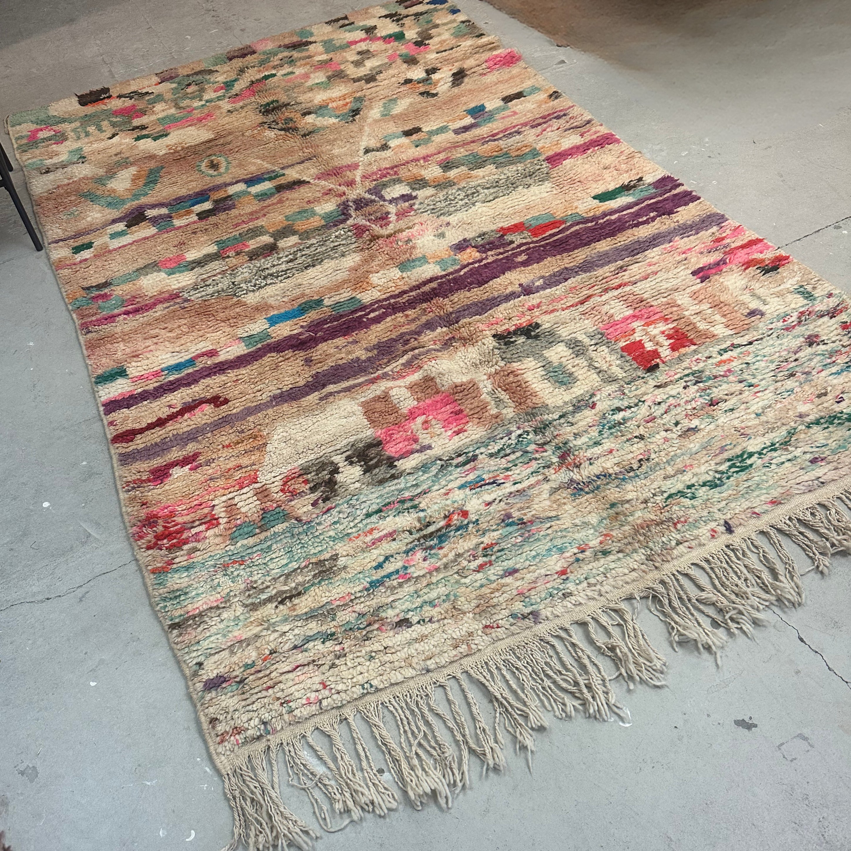 Boujaad tæppe - størrelse 178 x 253 cm.