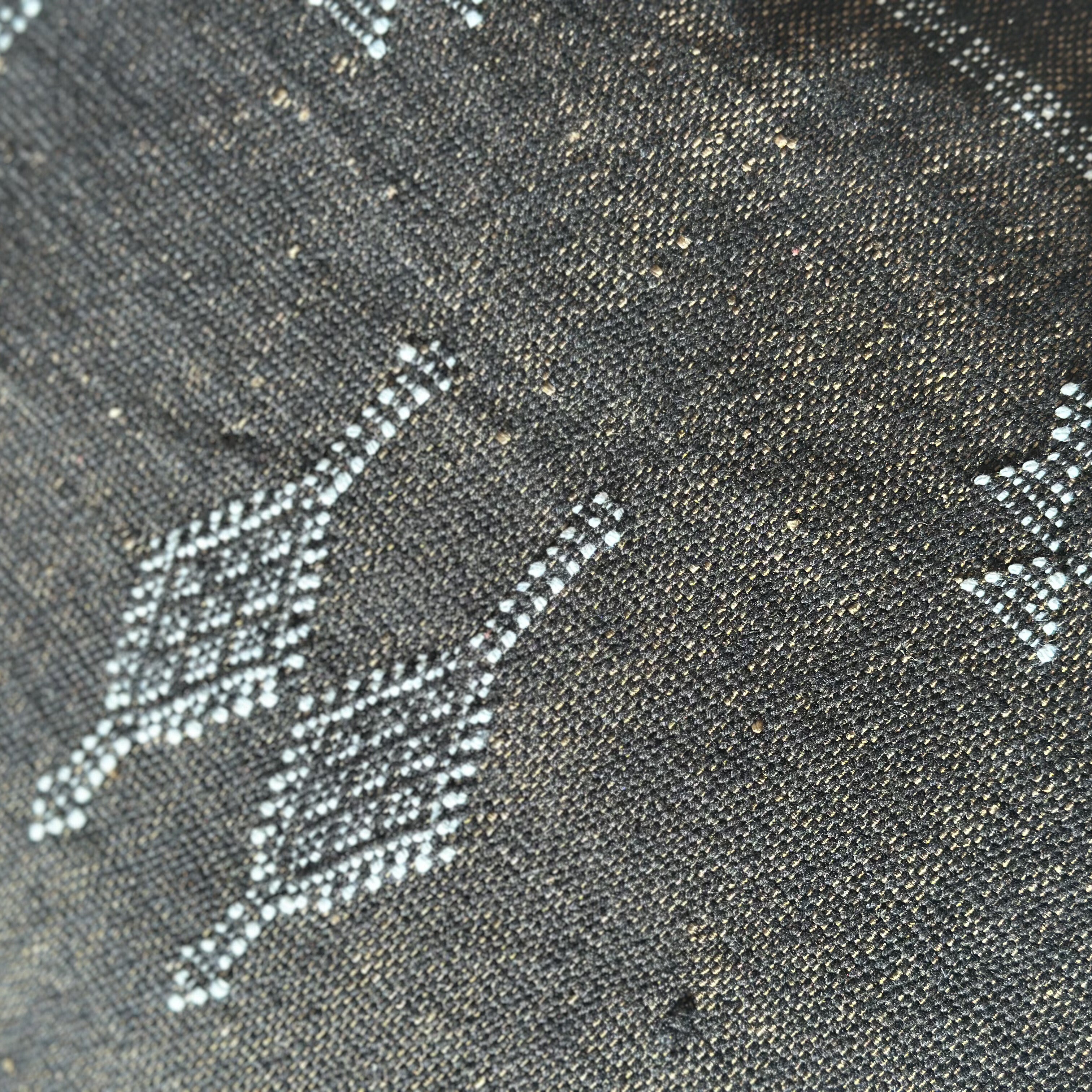 Cushion cover in cactus silk - size 45 x 45 cm.