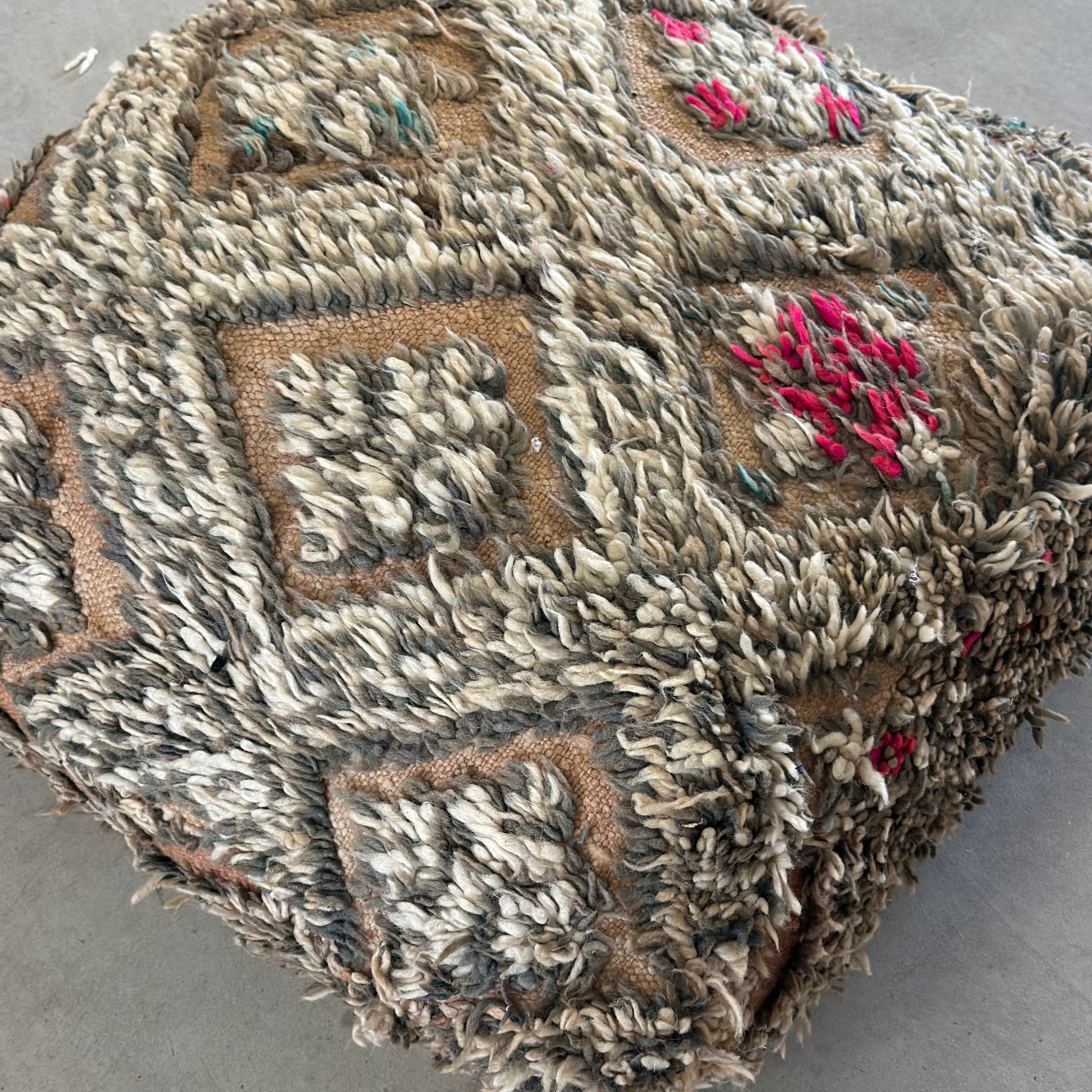 Vintage puf - 60x60x20 cm.