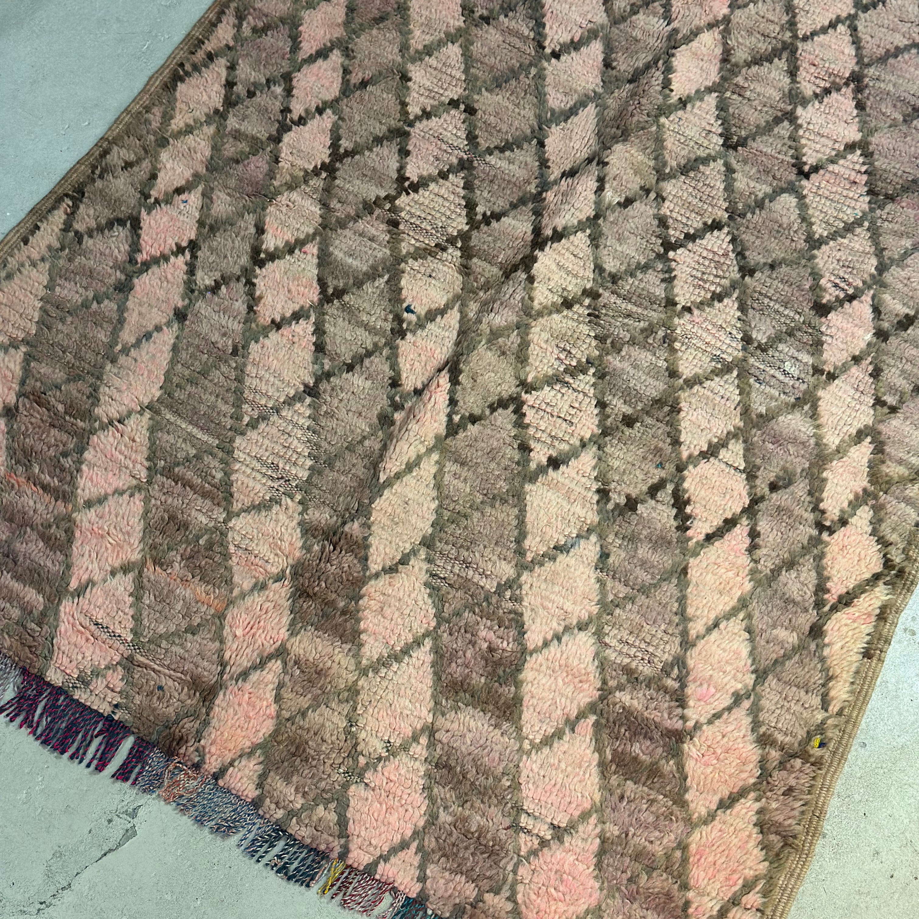 Vintage Boujaad tæppe - størrelse 118 x 232 cm