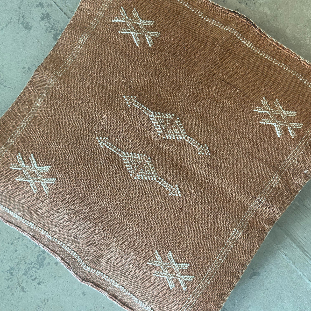 Putetrekk i kaktussilke - størrelse 45 x 45 cm.