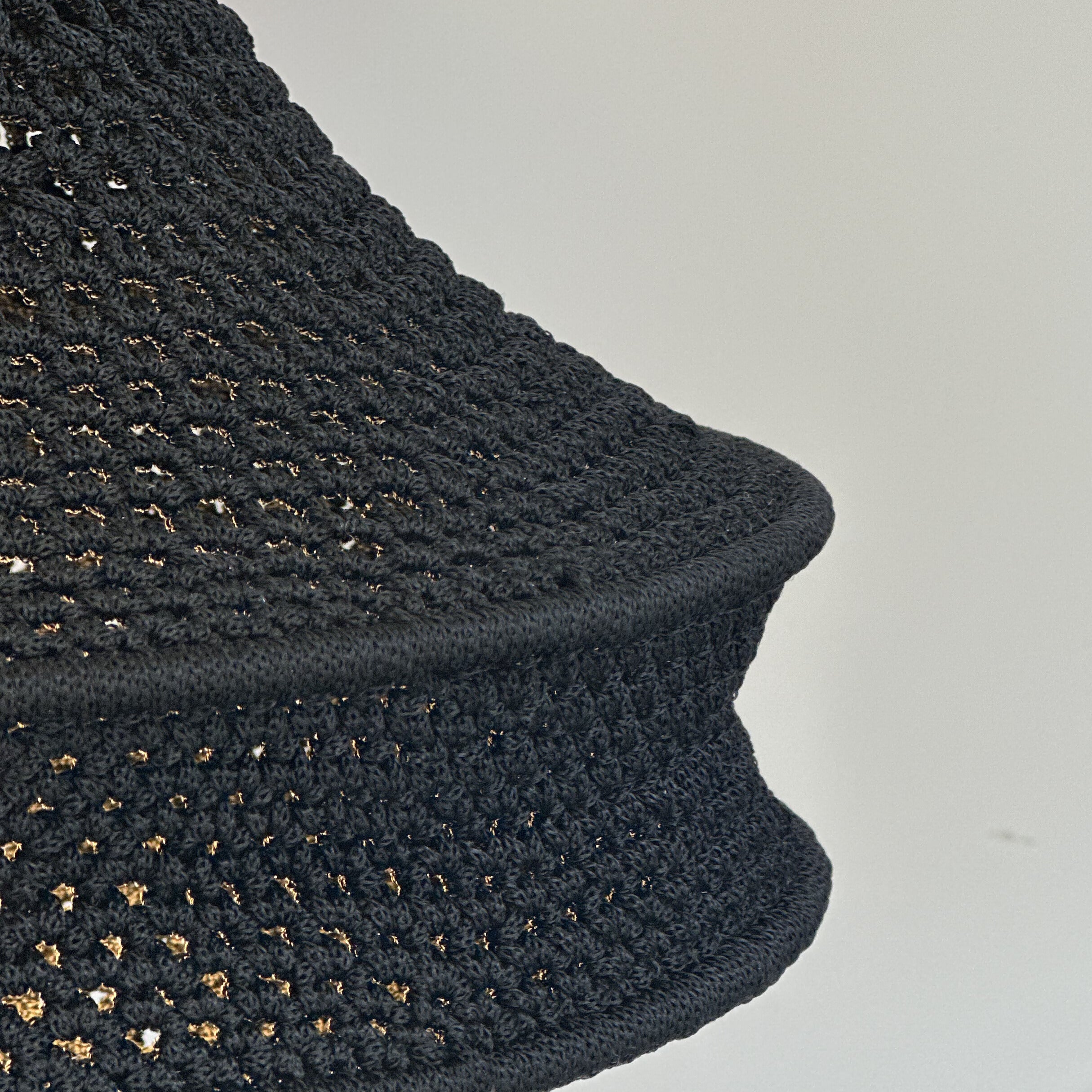 Lampeskærm - hæklet (sort - 25 cm.)