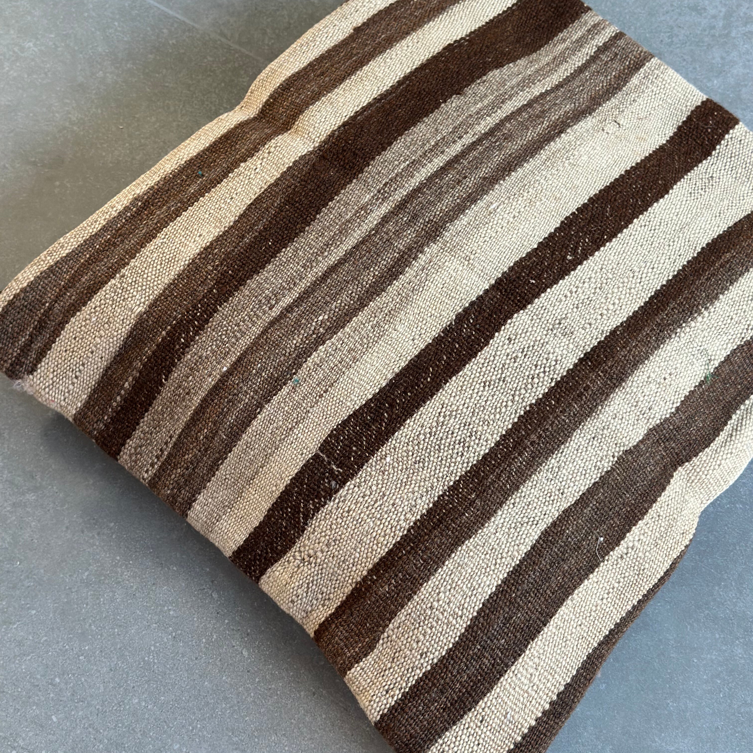 Vintage cushion cover 50 x 50 cm.