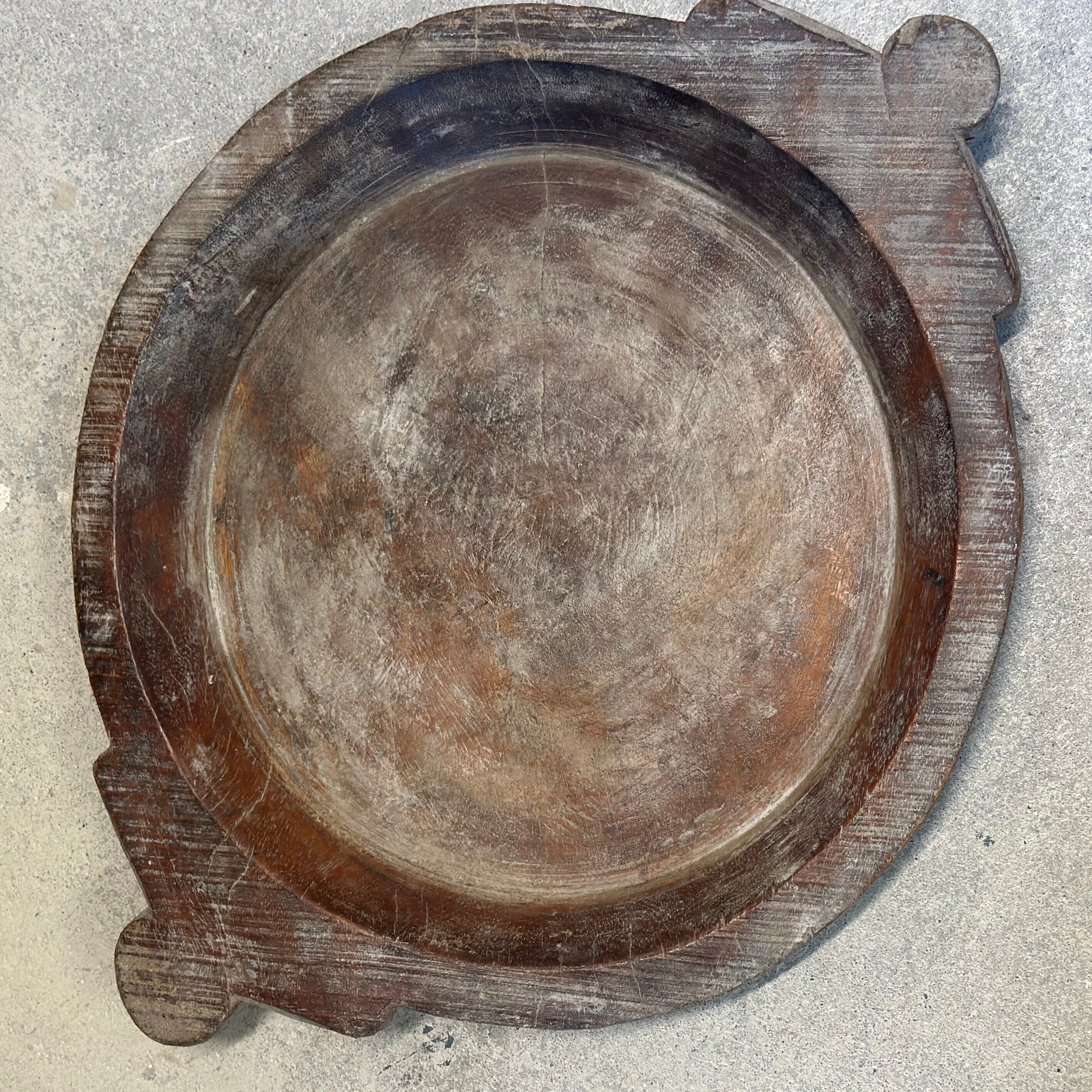 Vintage fad med hank i træ