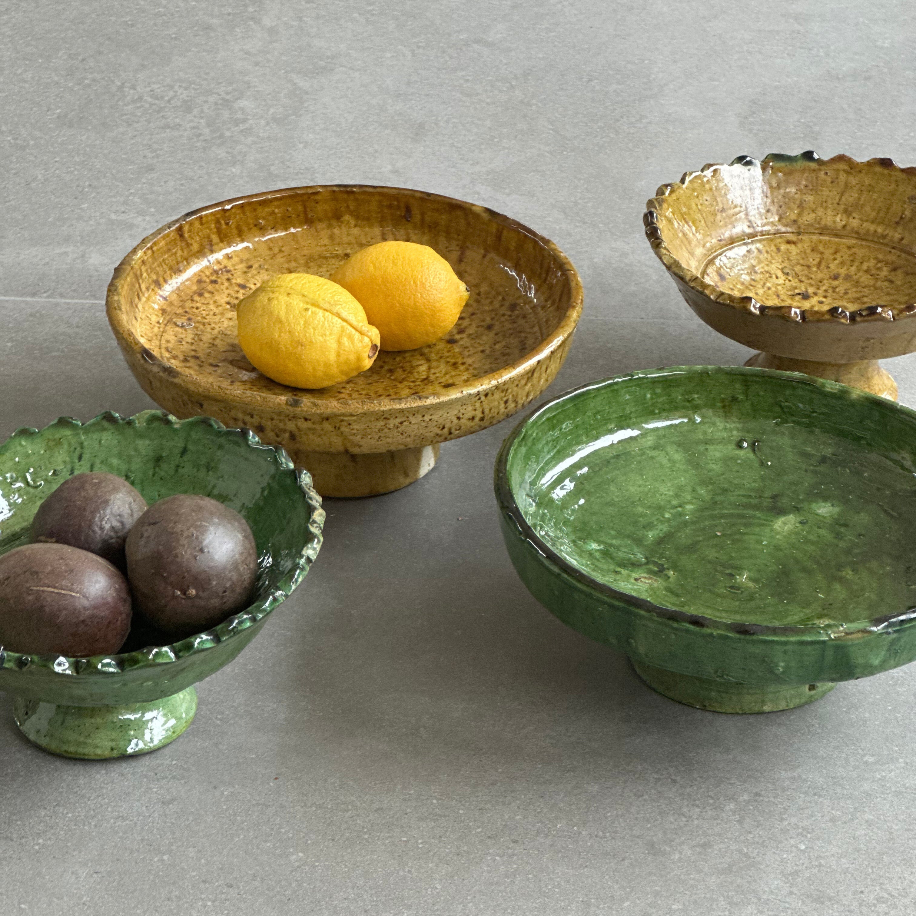 Tamegroute skål på opsats - 25 cm. i diameter