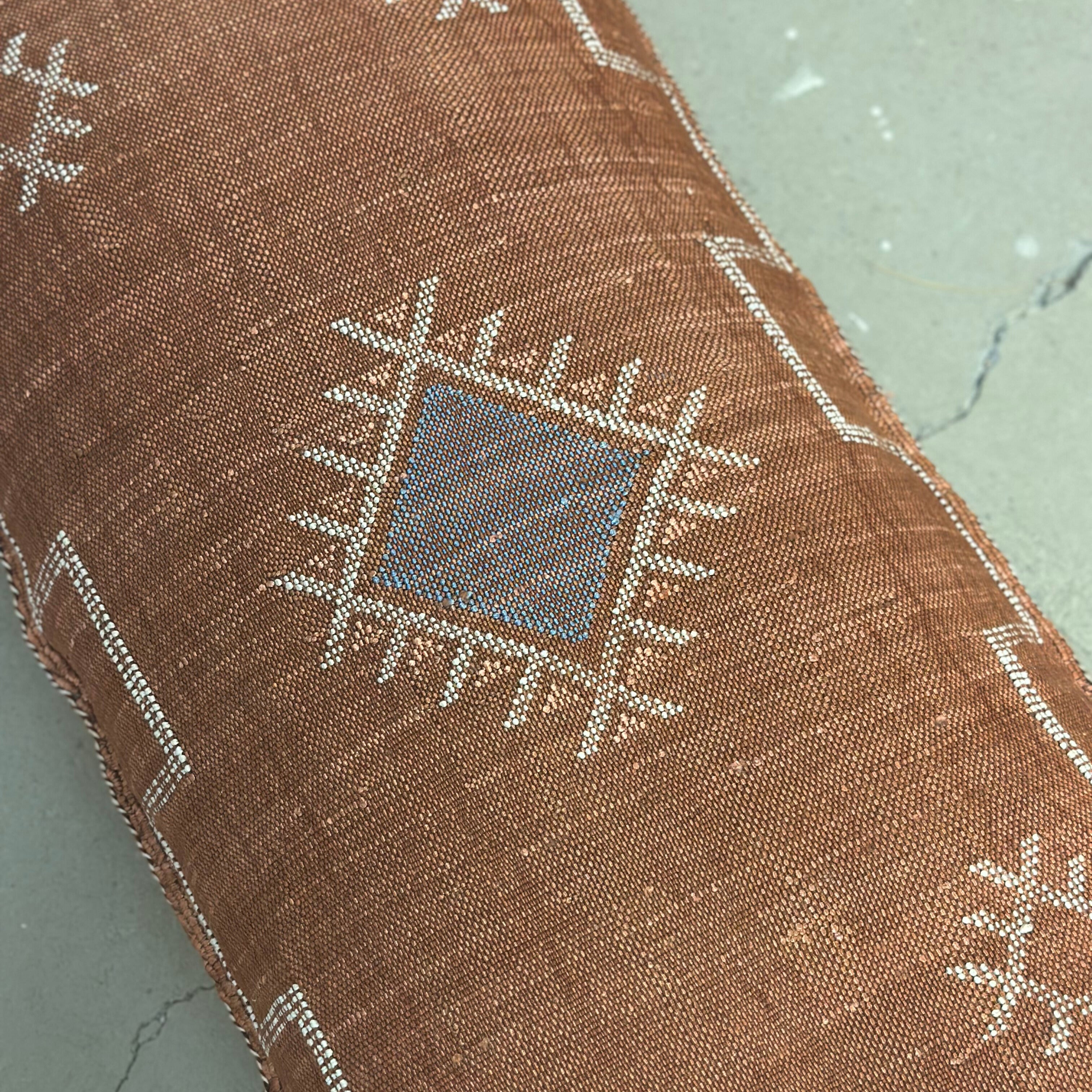 Putetrekk i kaktussilke - størrelse ca. 50x90 cm.