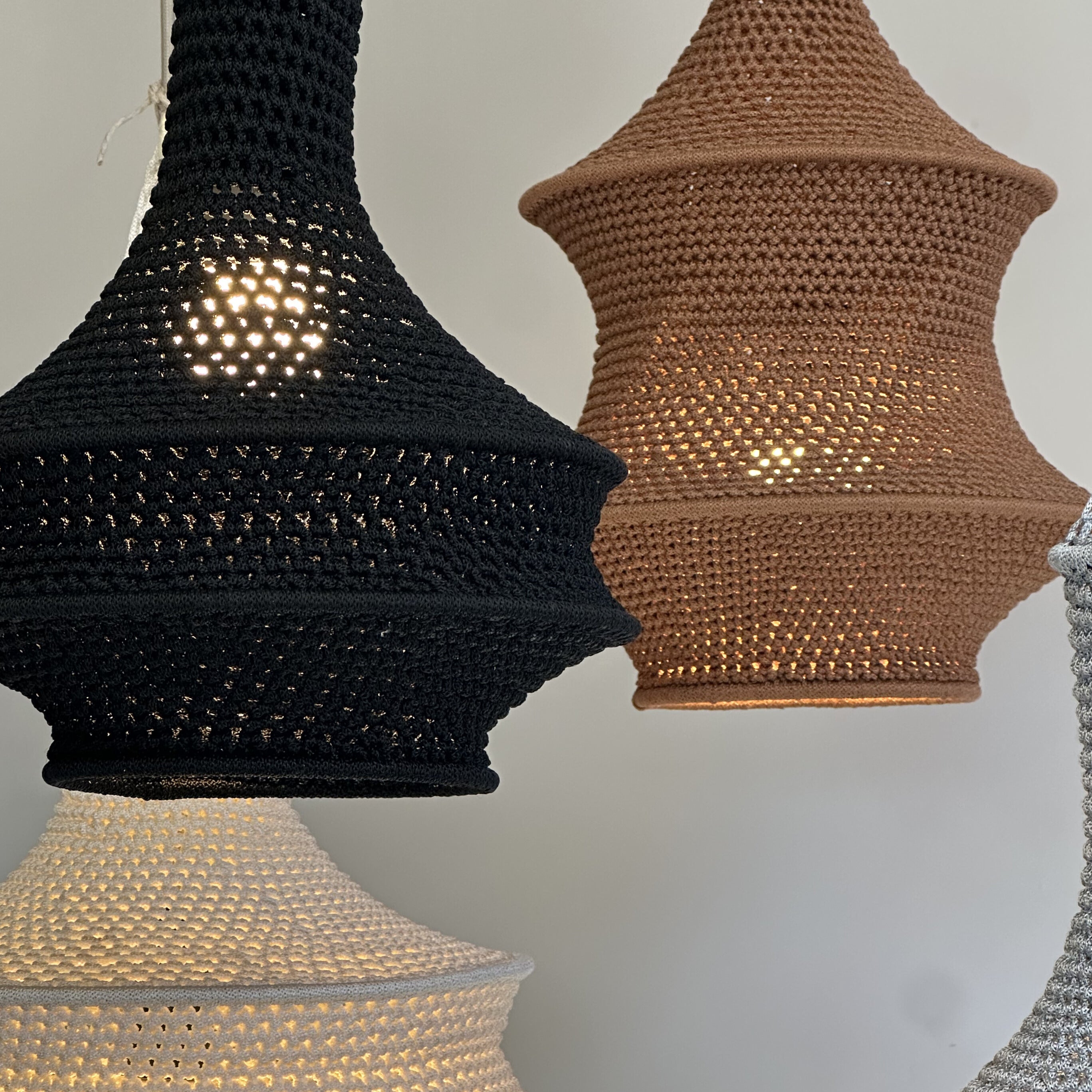 Lampeskærm - hæklet (mink - 30 cm.)