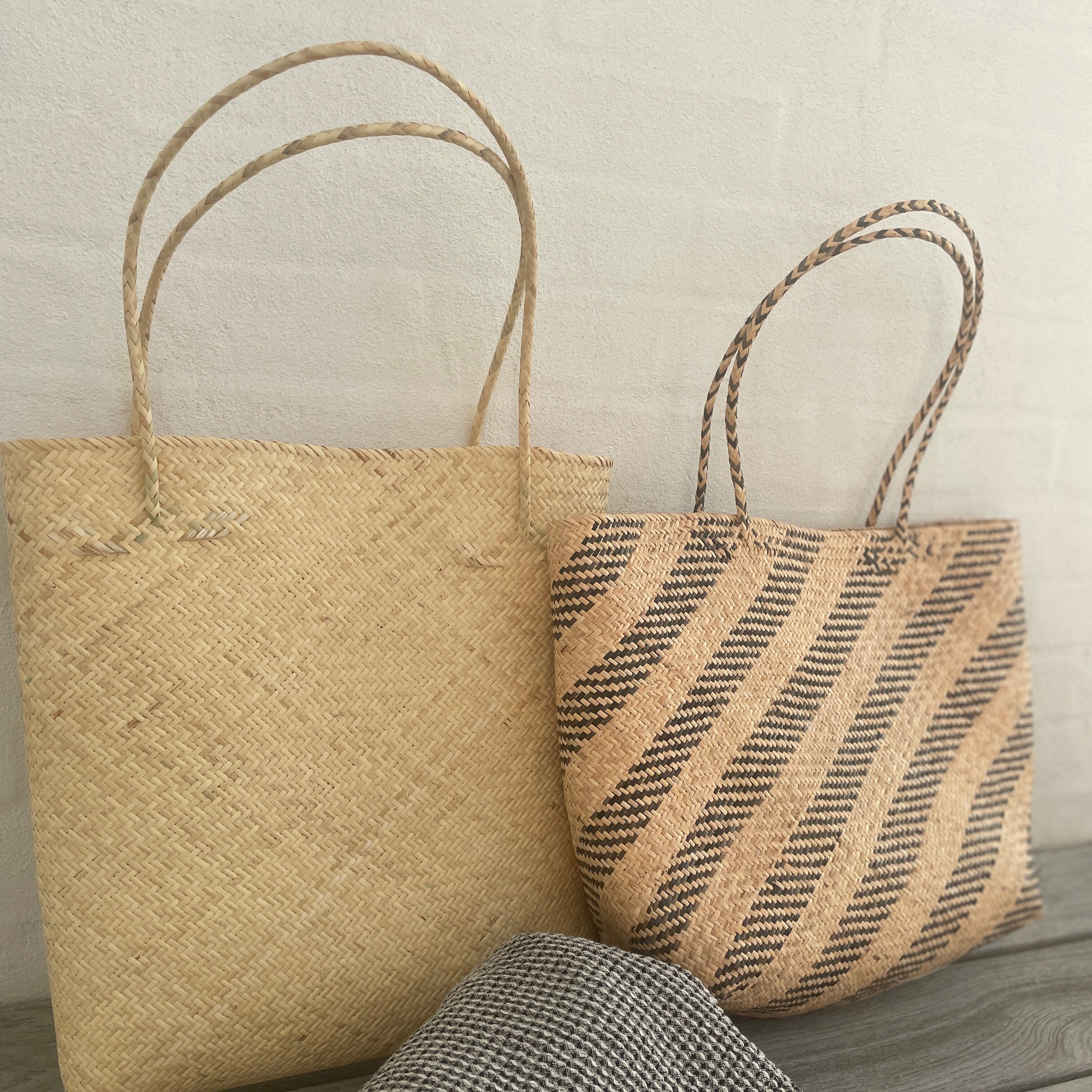 Flettet taske i palmeblade