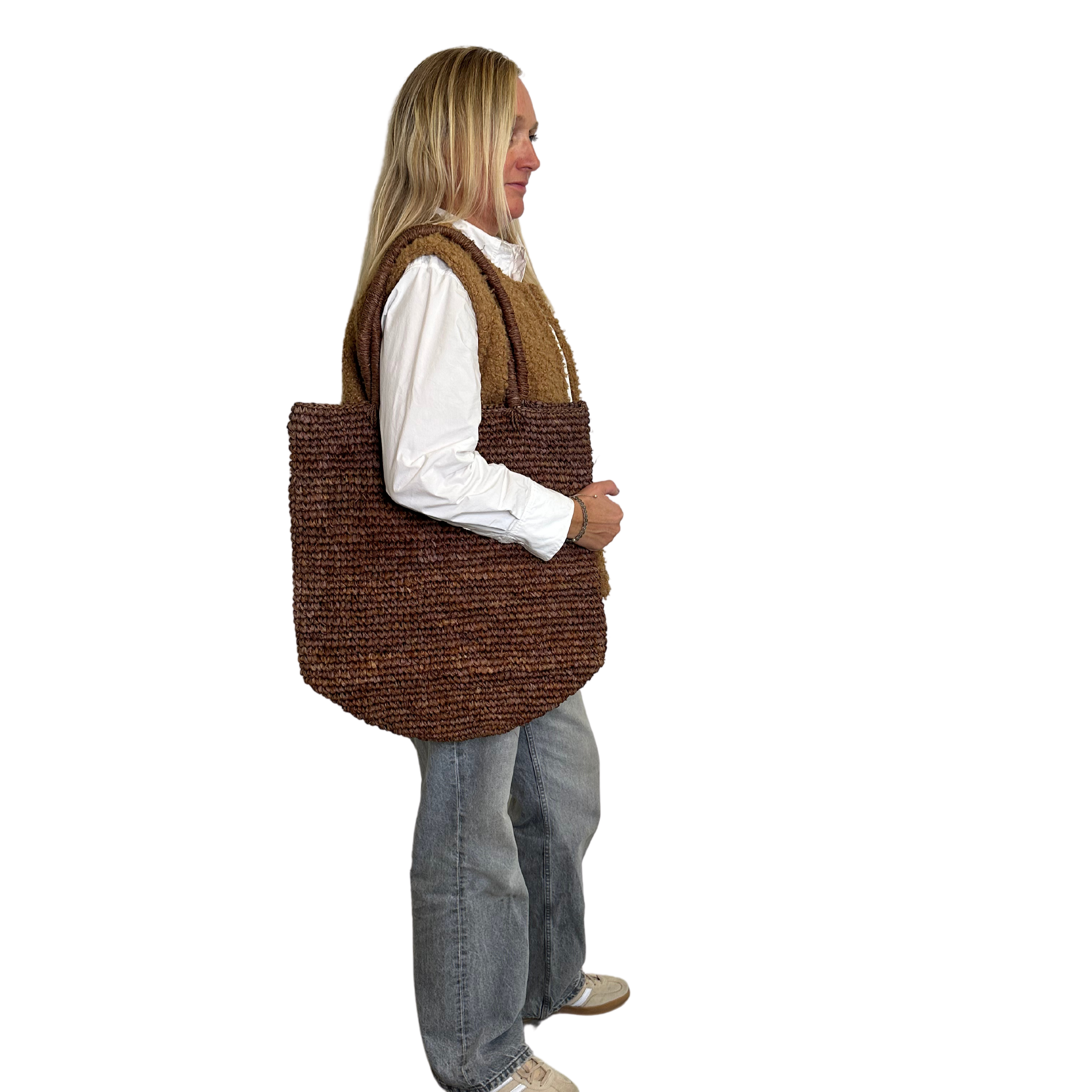 Flettet taske i raffia - brun