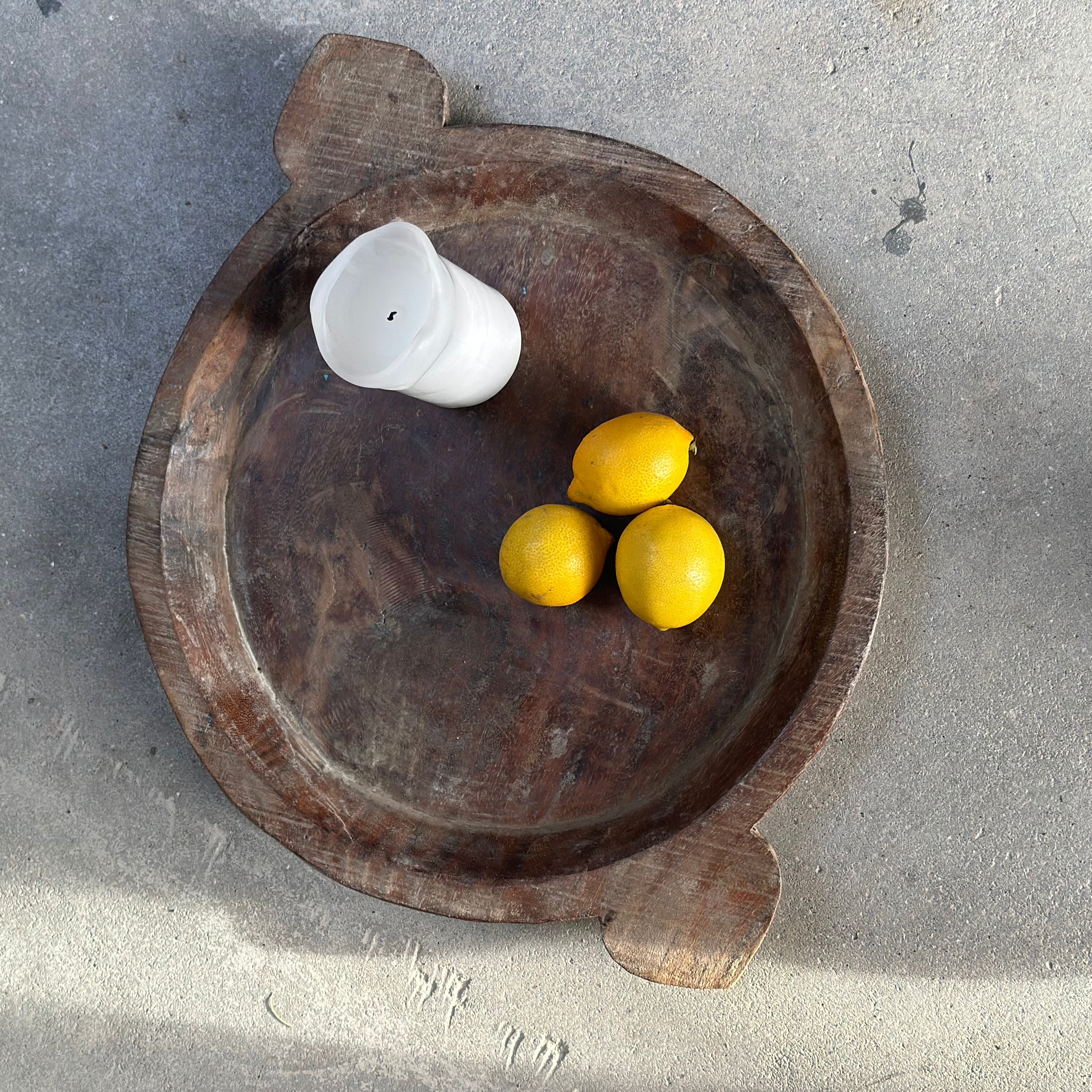 Vintage fad med hank i træ