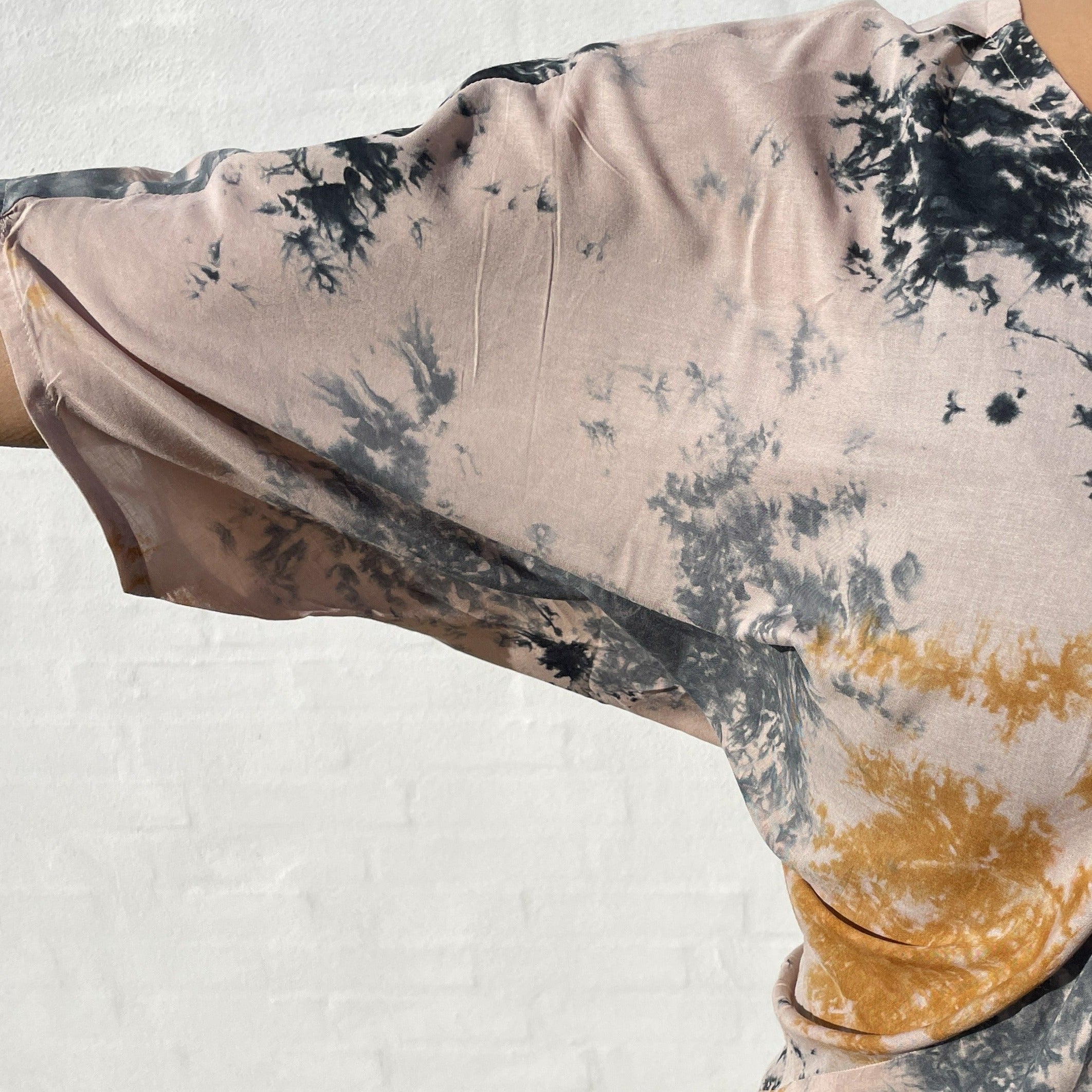 Kaftan/kjole i Tie Dye - knælang