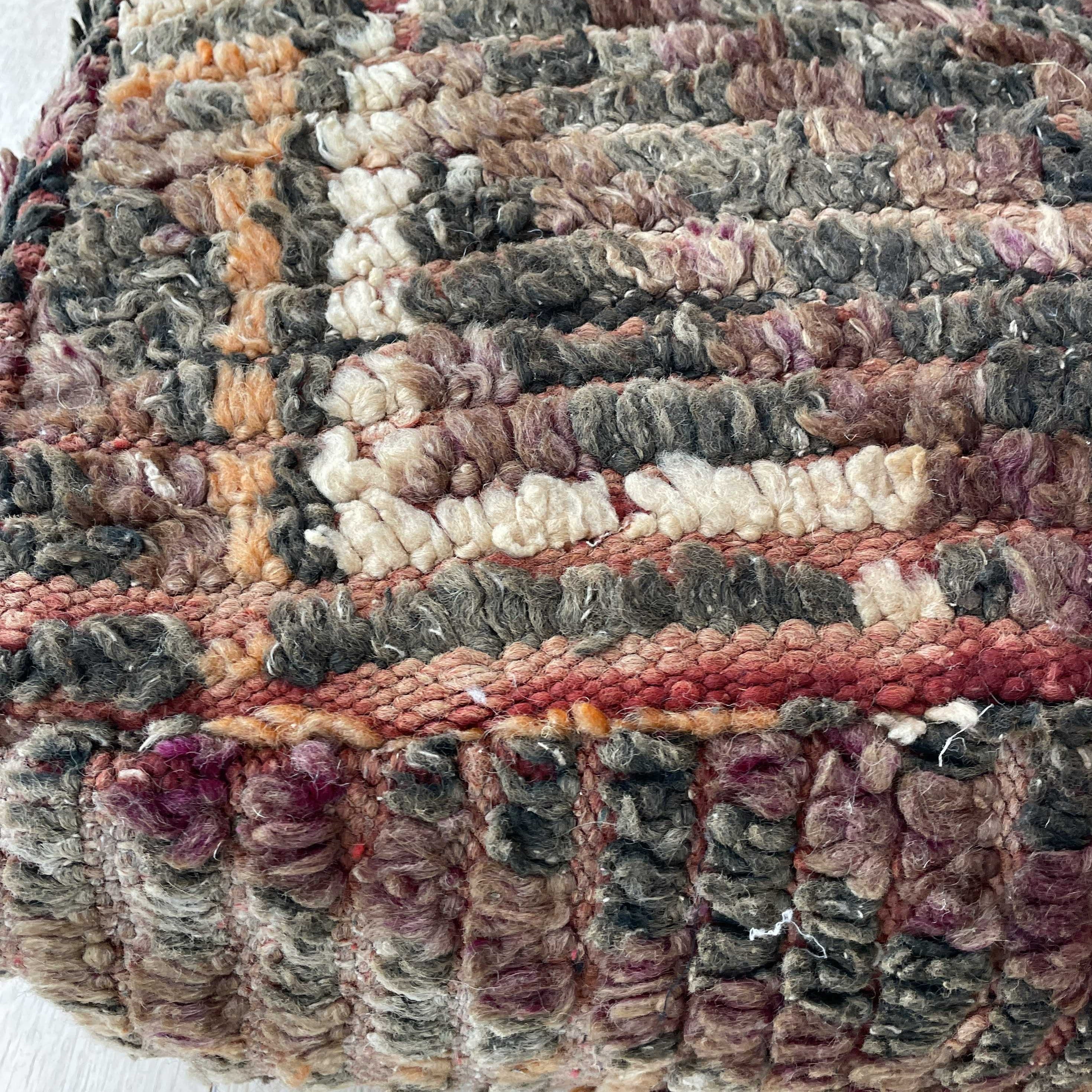 Vintage puff - størrelse 50x50x15 cm.