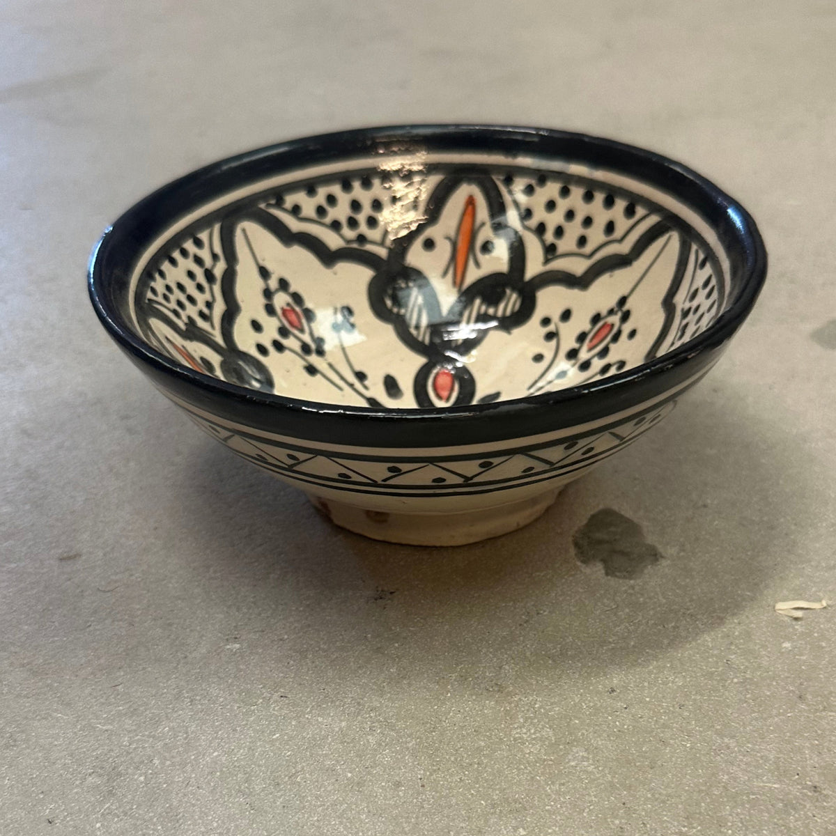 Safi skål - sort - 15 cm. D/ 7 cm. H.