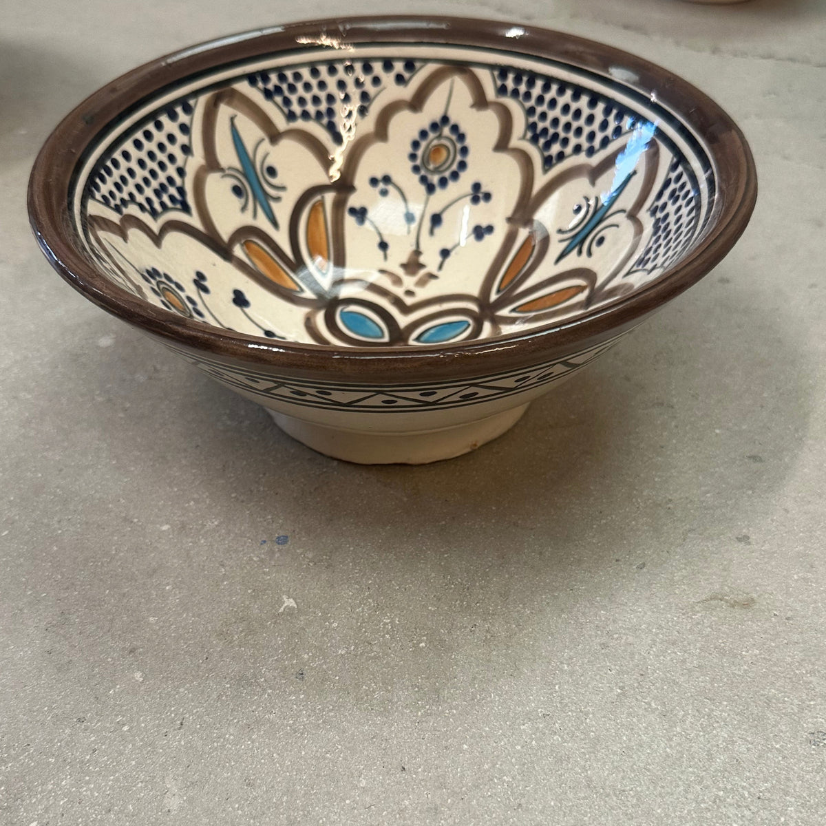 Safi skål - brun - 20 cm. D/ 9 cm. H.