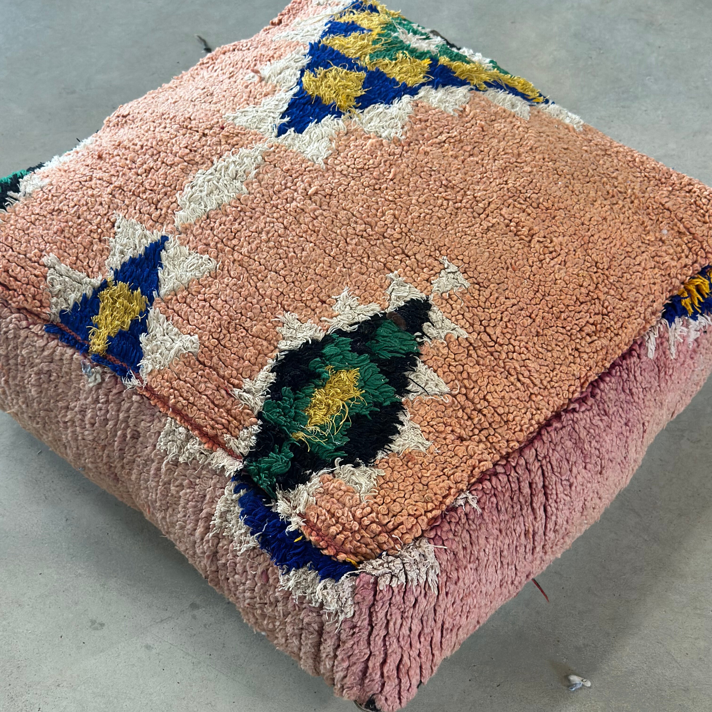 Vintage puf - 60x60x20 cm.