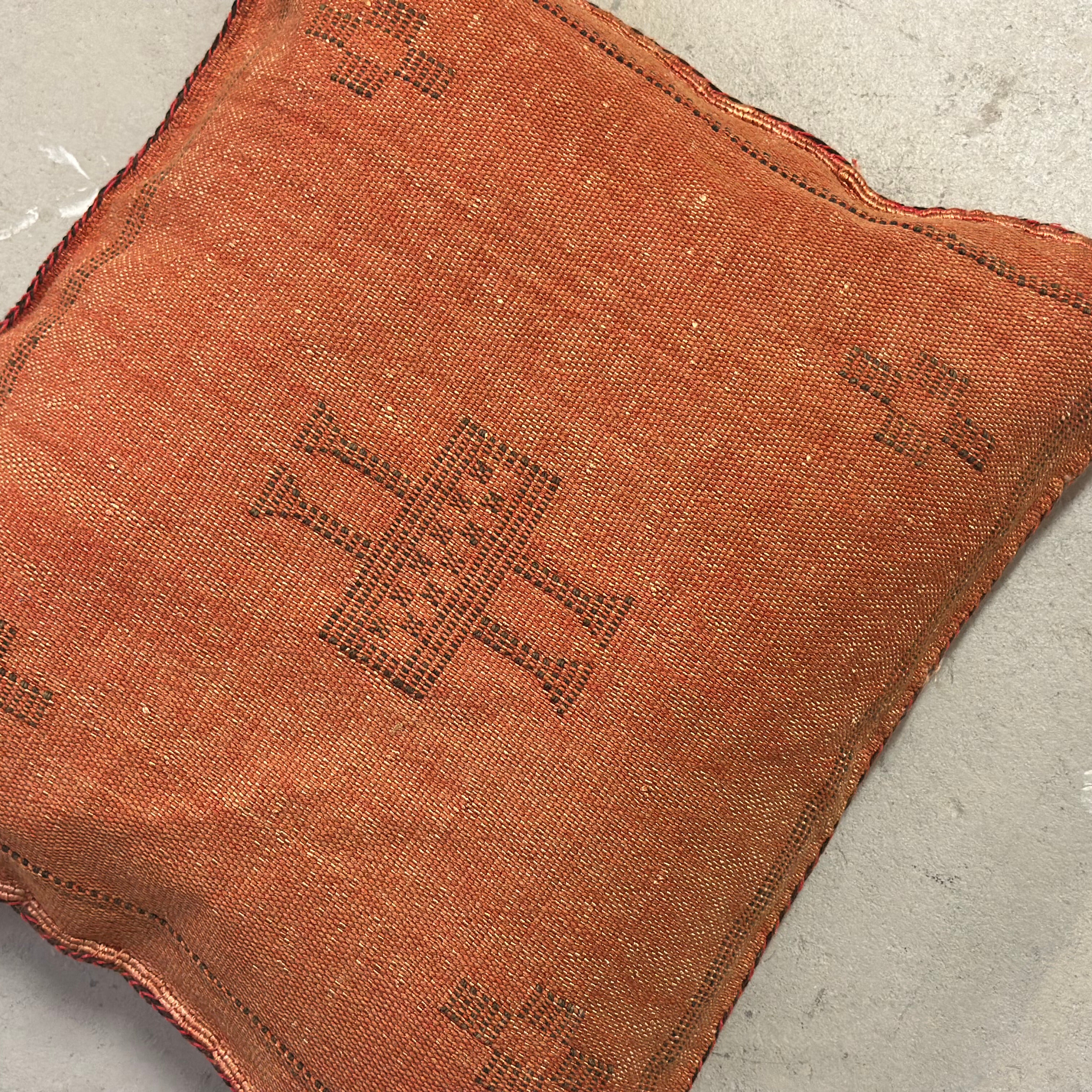 Pudebetræk i kaktussilke - størrelse ca. 45 x 45 cm.