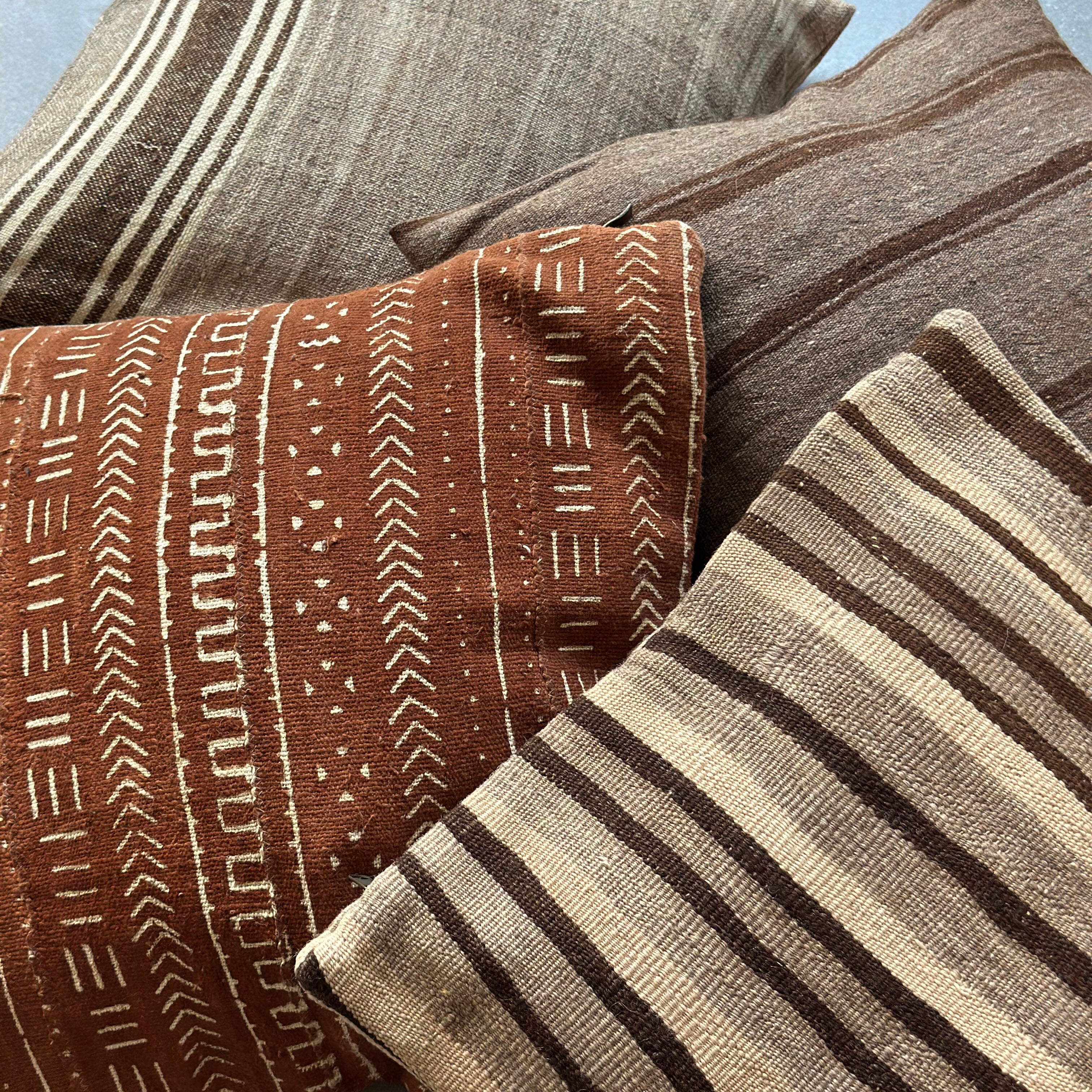 Vintage pudebetræk i uld 50x50 cm