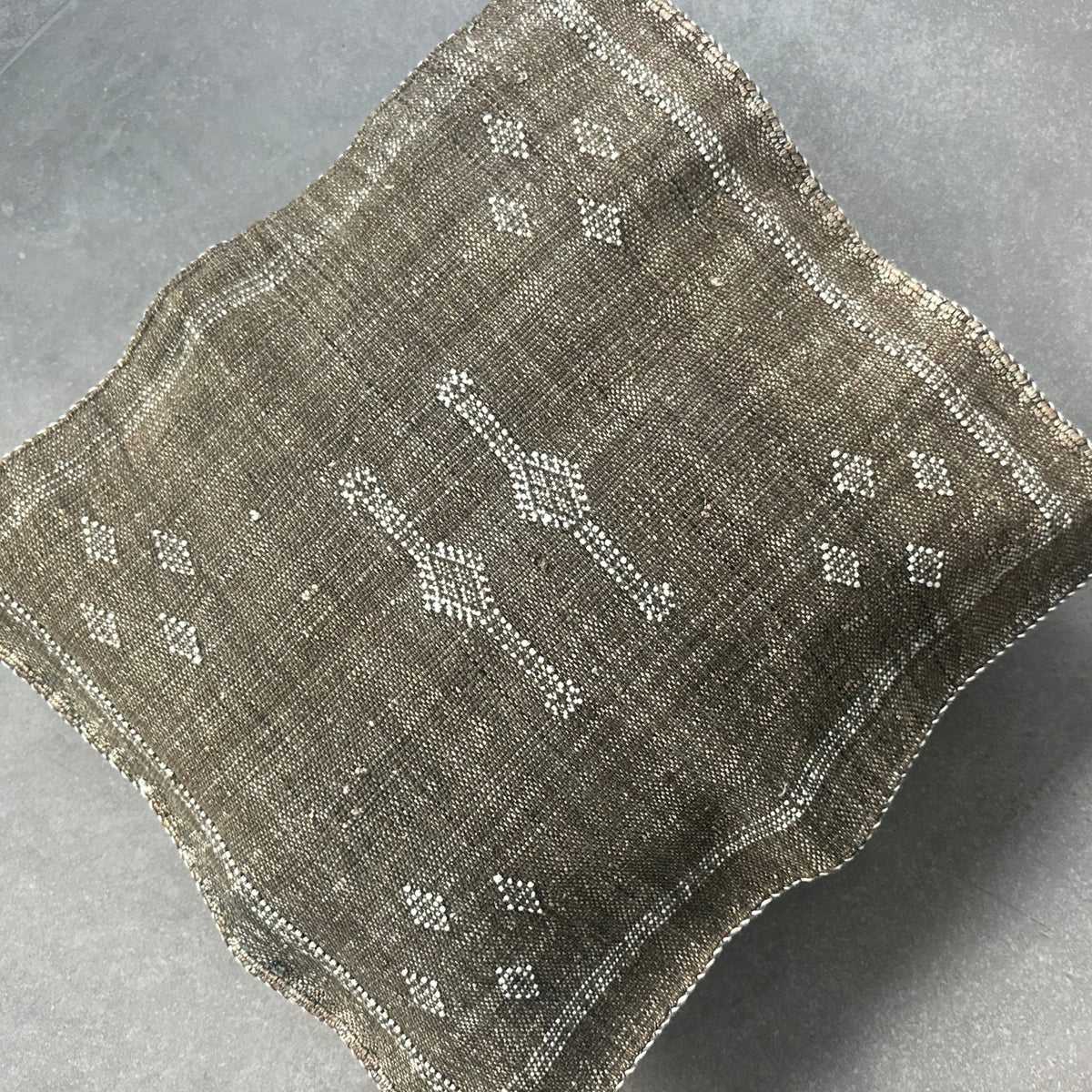 Kaktussilke pudebetræk ca. 45 x 45 cm – brun