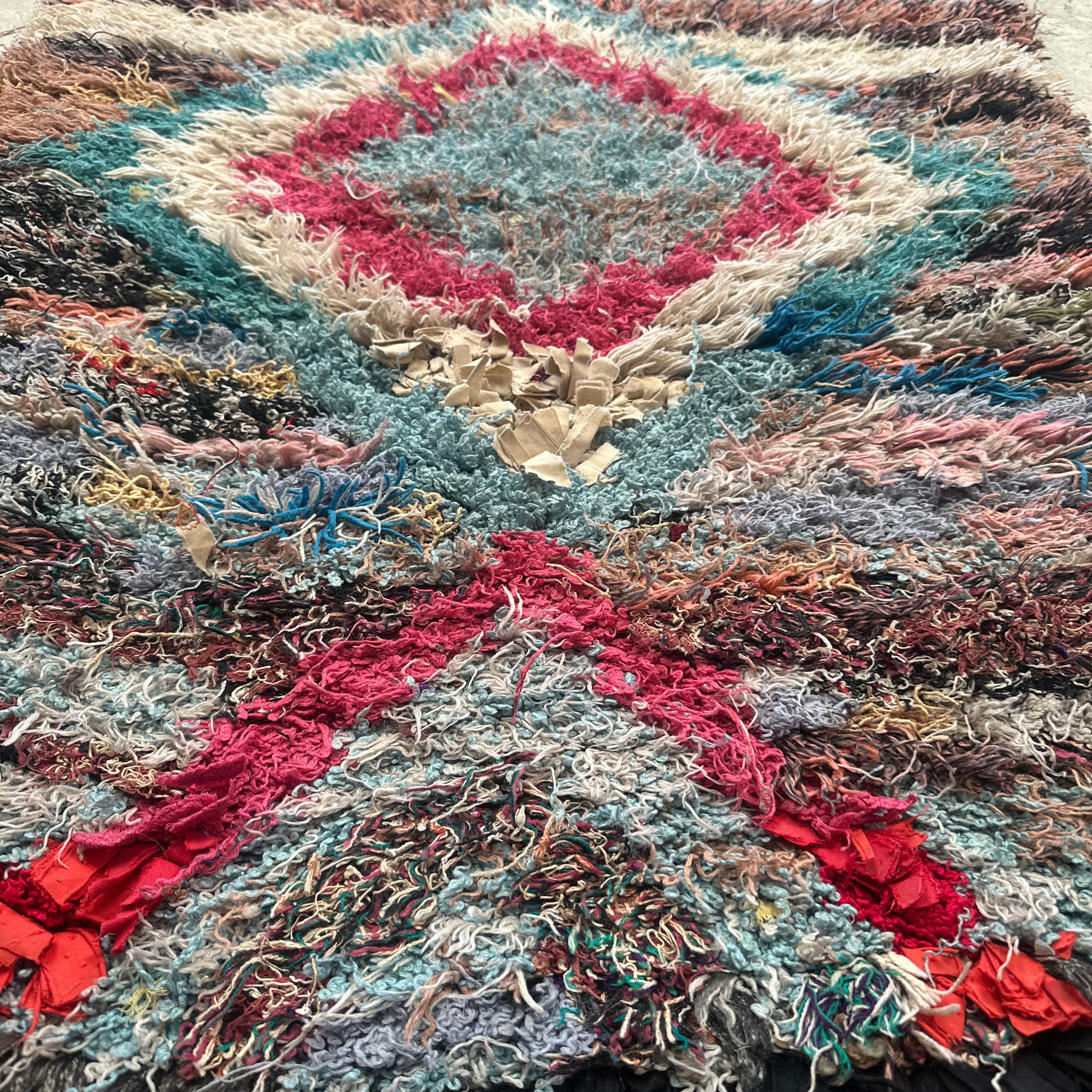 Boucherouite løber størrelse 75 x 195 cm.
