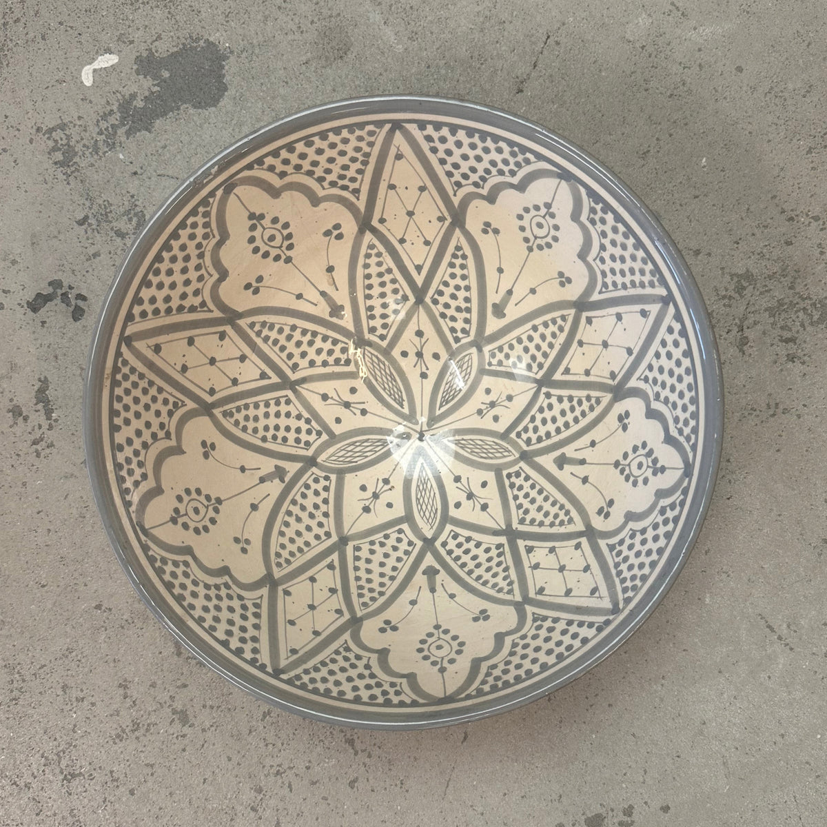 Safi skål - grå - 30 cm. D/ 14 cm. H.
