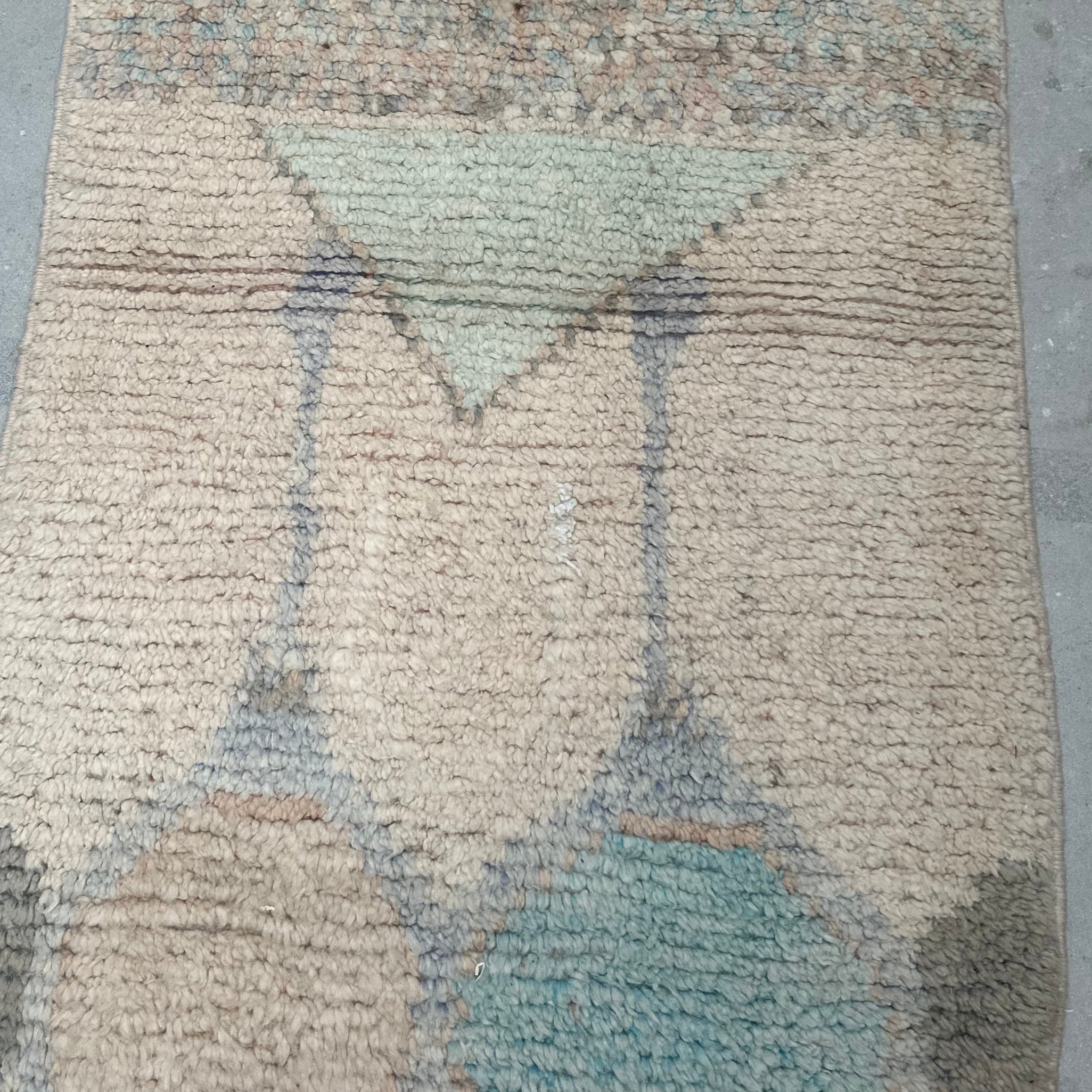Boujaad løber størrelse 70 x 337 cm.