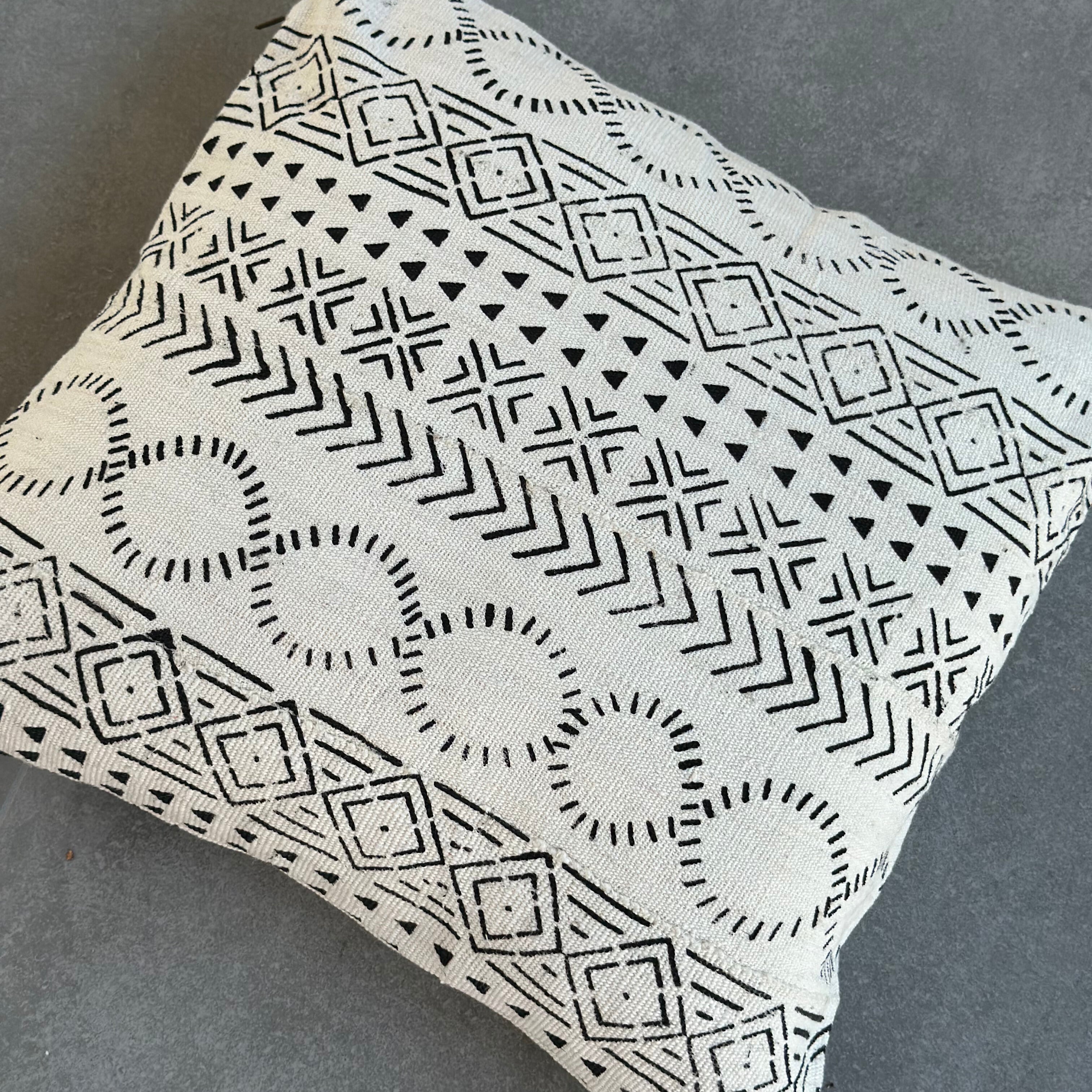 Bomuldspude fra Mali - 45x45 cm.