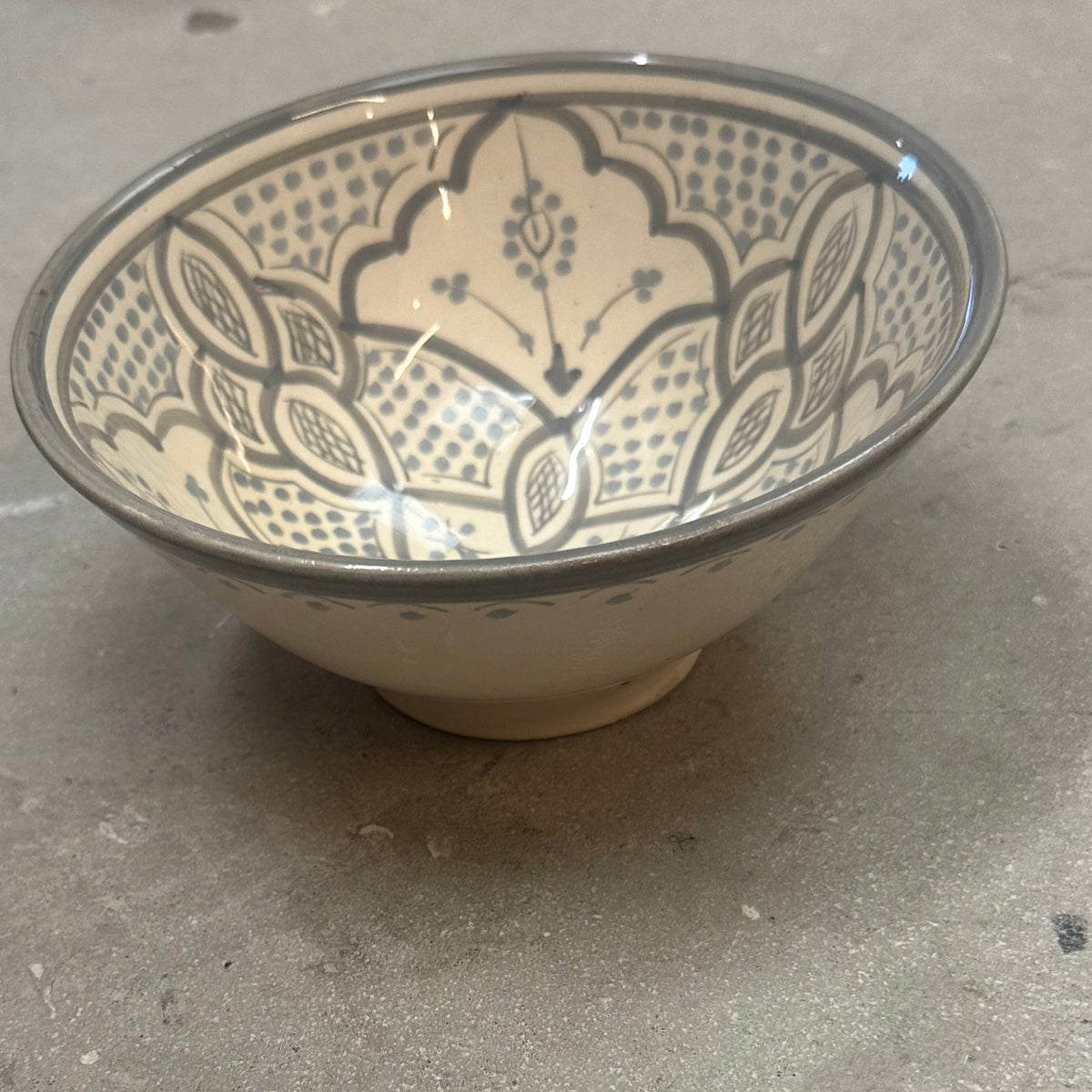 Safi skål - grå - 17 cm. D/ 9 cm. H.