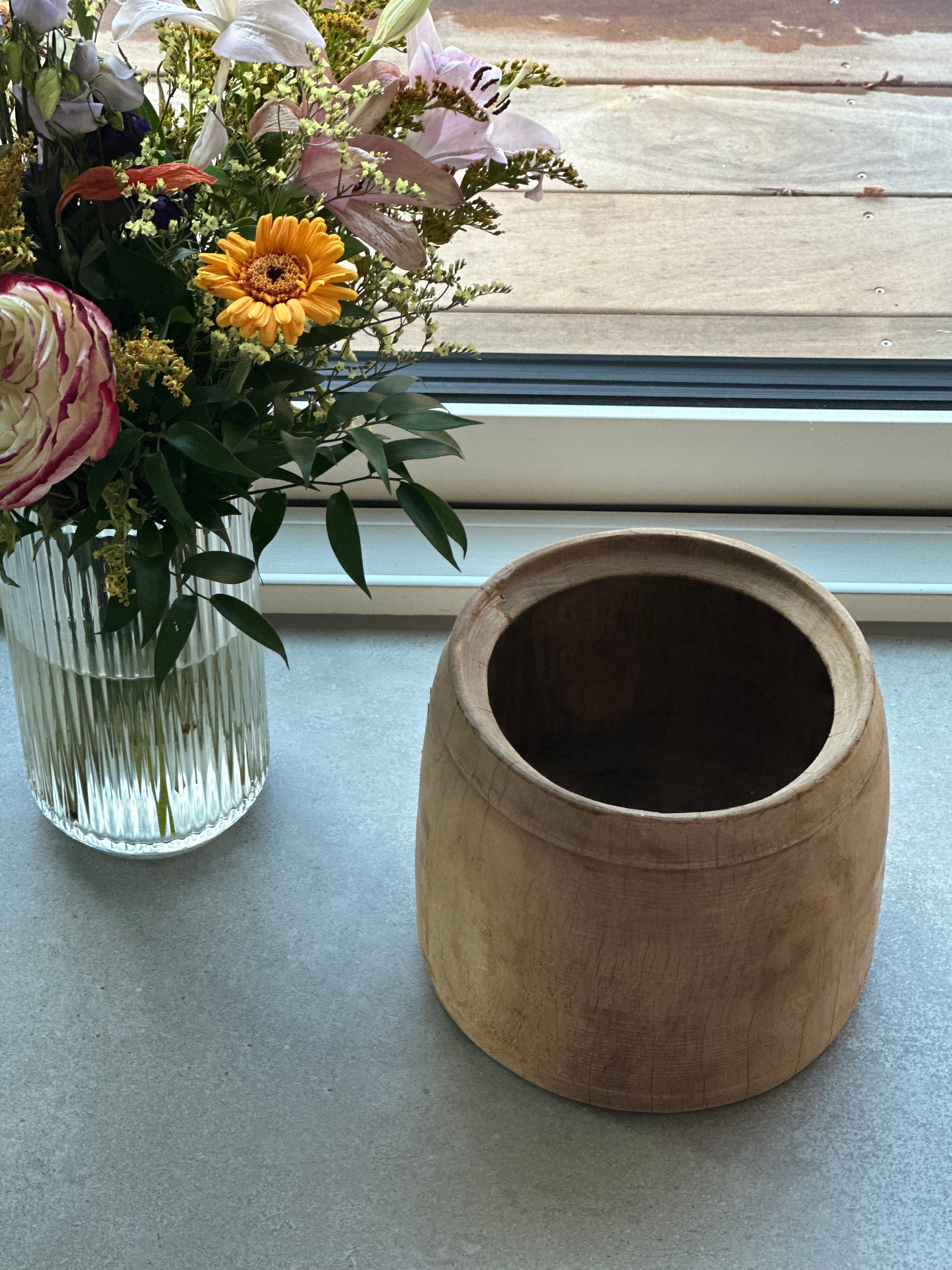 Vintage trækrukke - ca. 22-25 cm. høj og 20-24 cm. i diameter