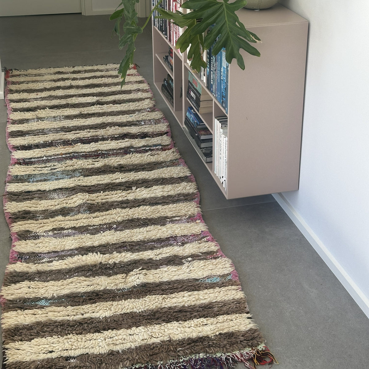 Boujaad løber størrelse 80 x 284 cm.