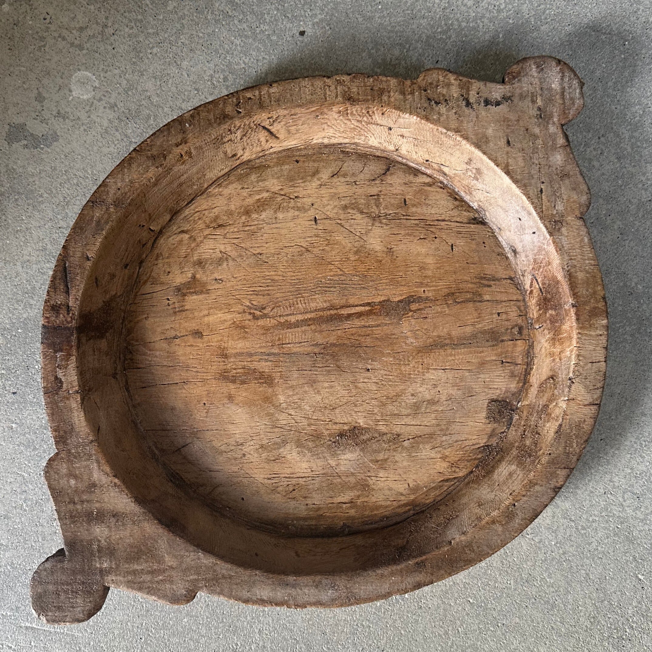 Vintage fad med hank i træ