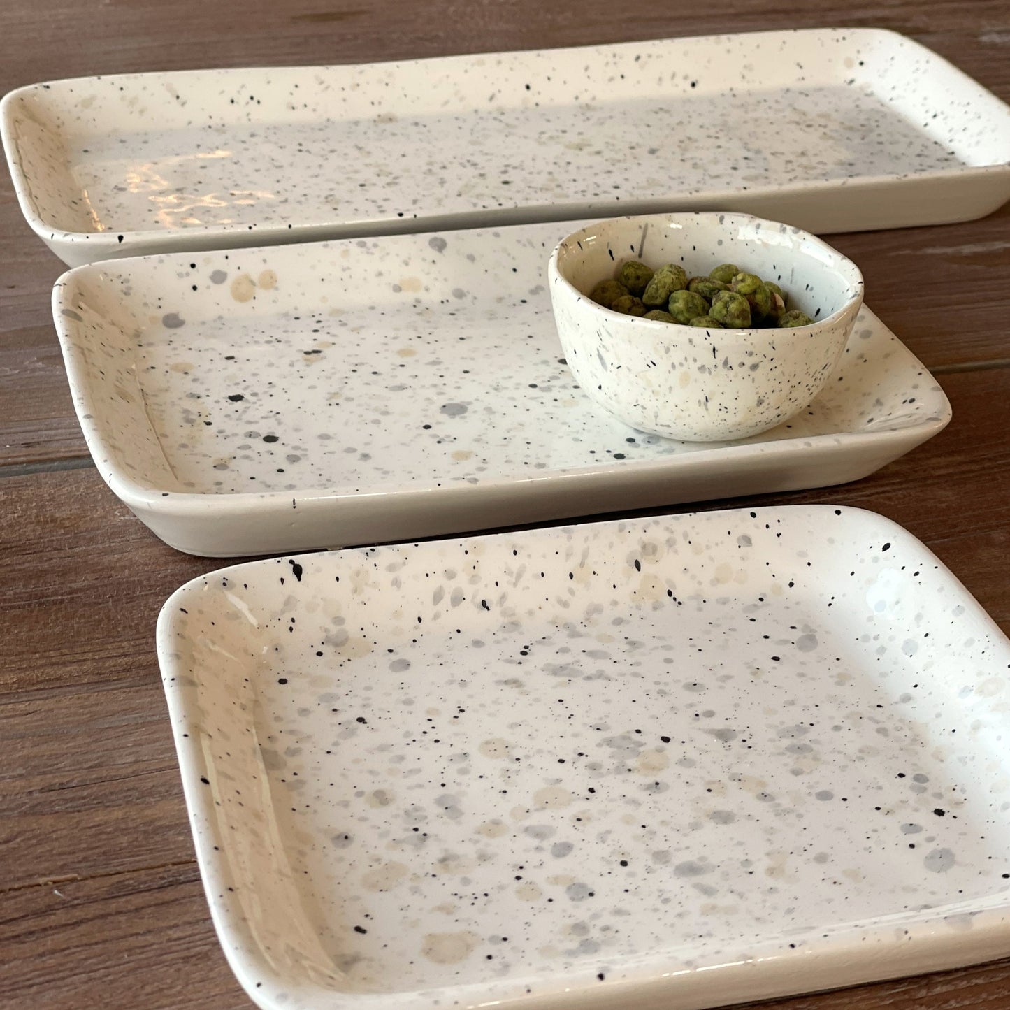 DOT dish in ceramic - small