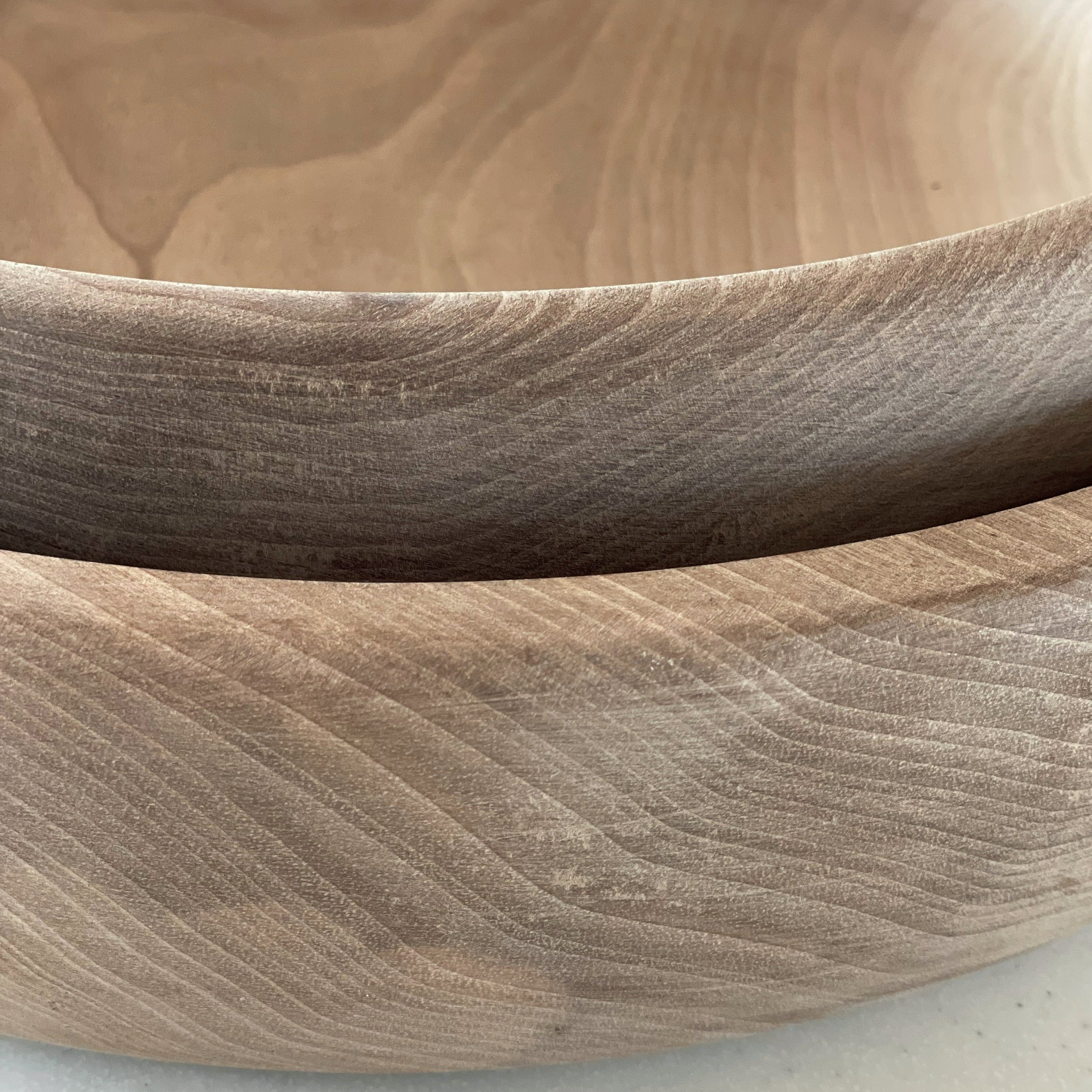 Bowl in walnut wood - 19 cm