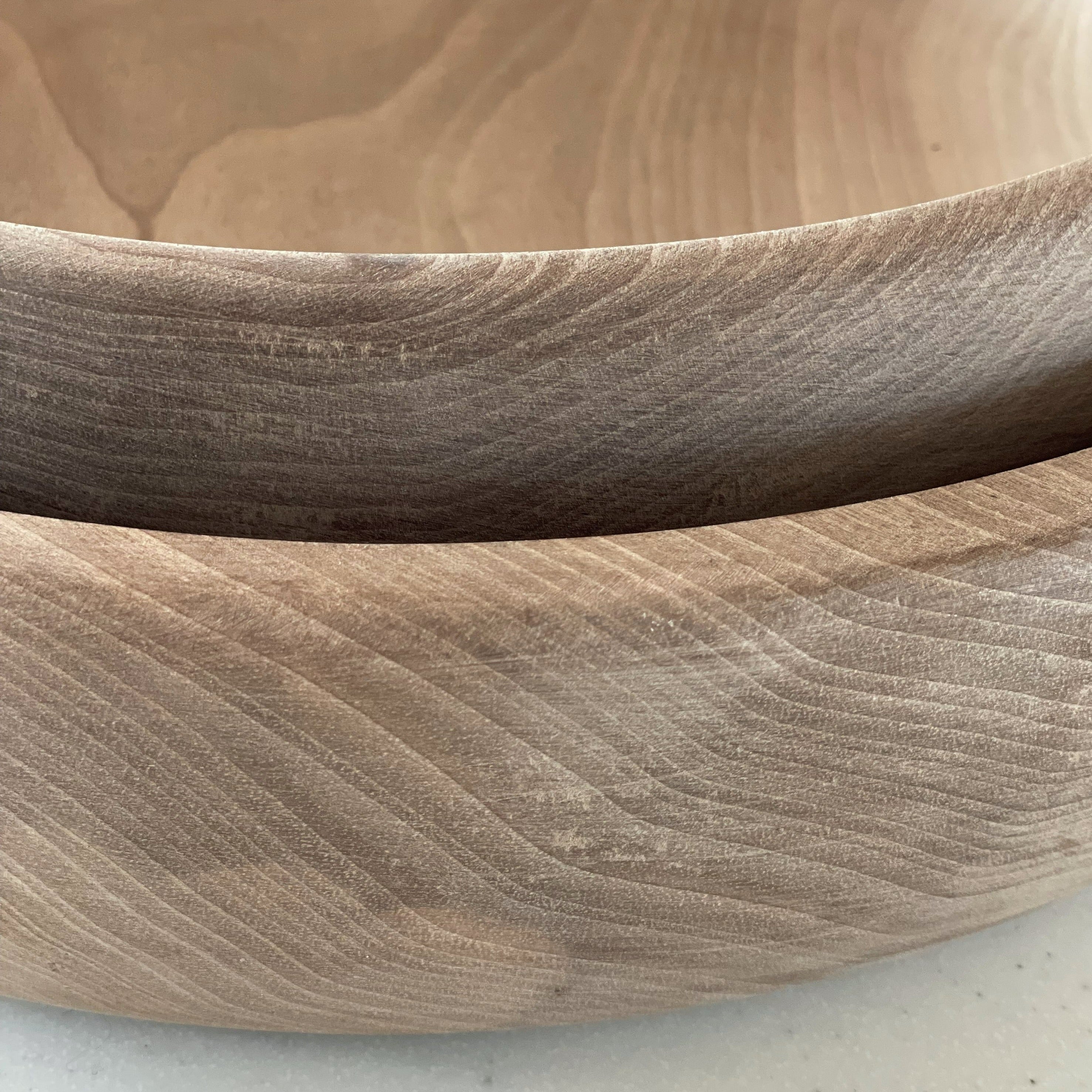 Bowl in walnut wood - 35 cm