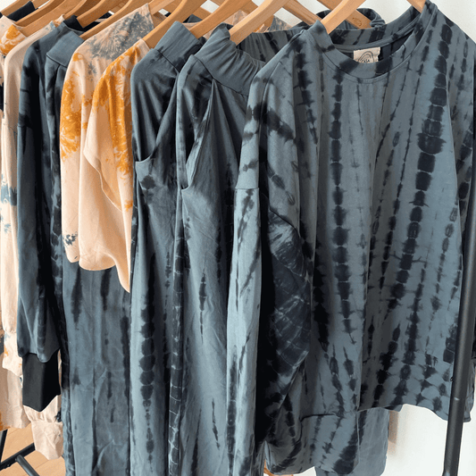 Loungewear - Tie Dye bluse i bambus/elastan