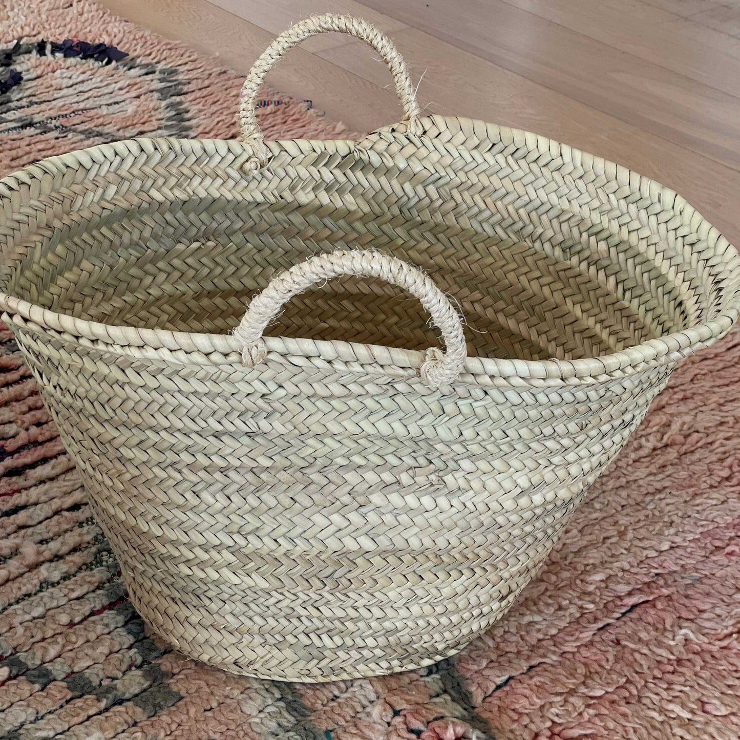 Market basket with handle - 60 cm. high
