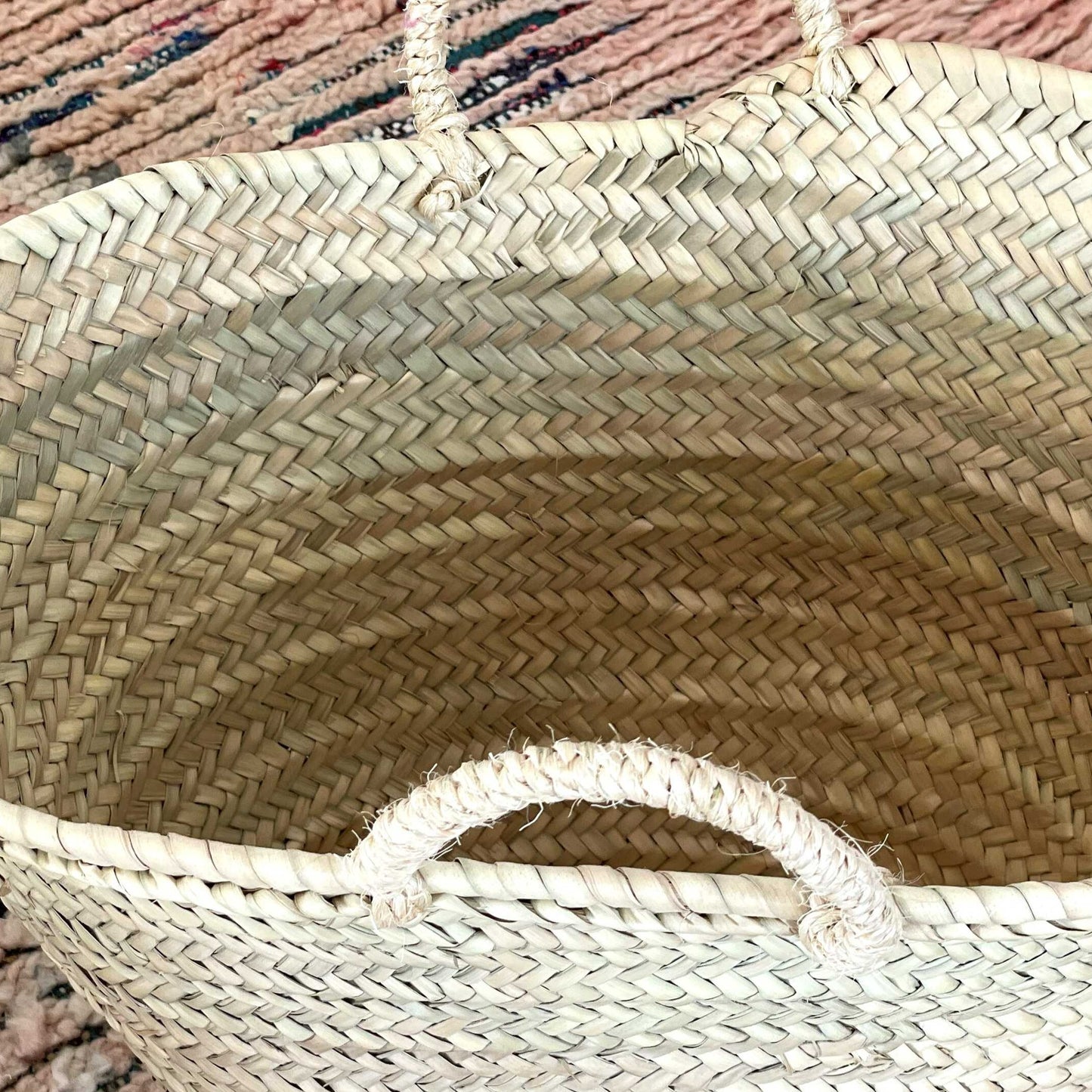 Market basket with handle - 60 cm. high